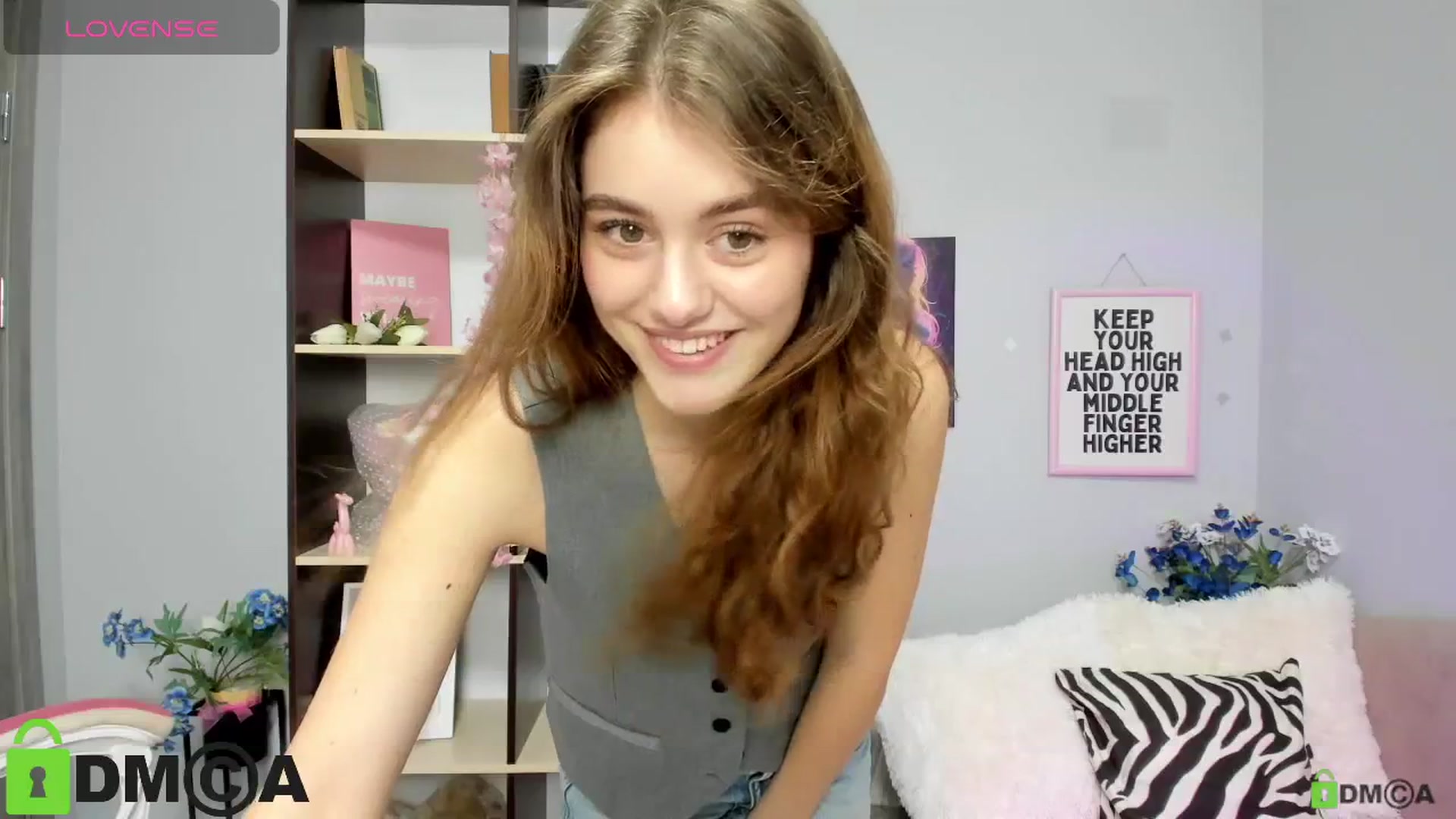 Gallery image thumbnail from TracySpark's myfreecams stream on, 08/11/2025, 08:47 image 12 of 20