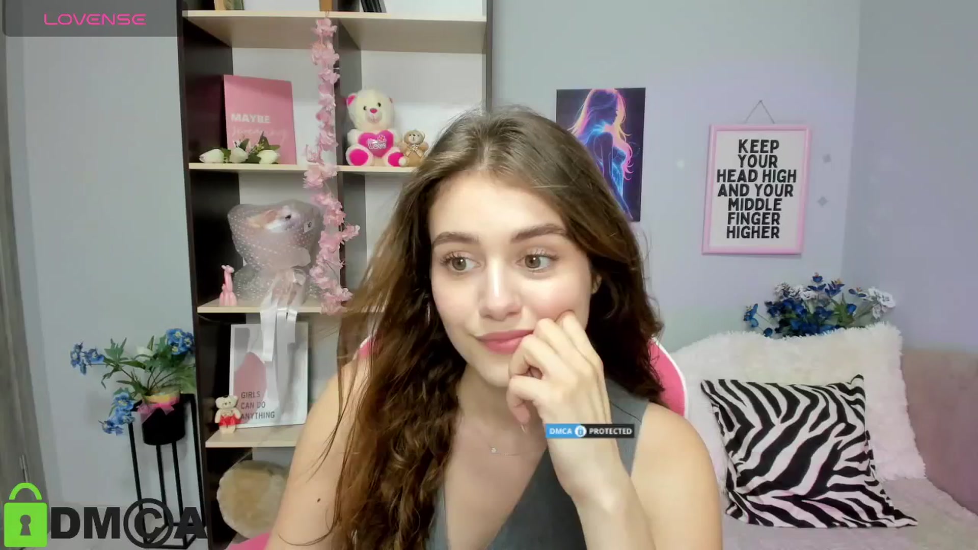 Gallery image thumbnail from TracySpark's myfreecams stream on, 08/11/2025, 12:00 image 3 of 20