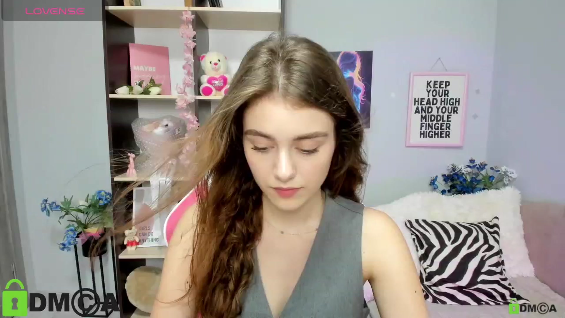 Gallery image thumbnail from TracySpark's myfreecams stream on, 08/11/2025, 12:00 image 15 of 20