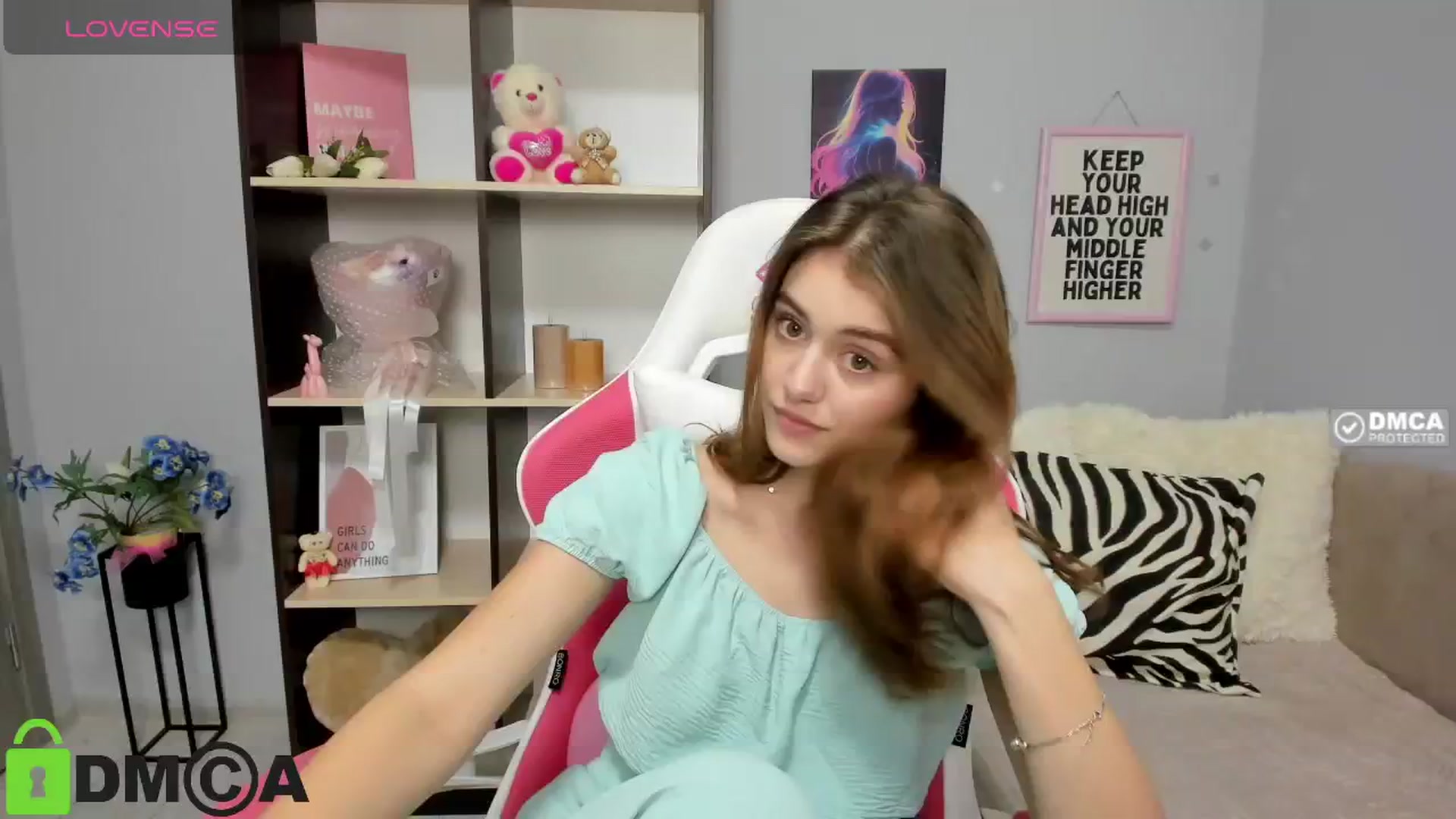 Gallery image thumbnail from TracySpark's myfreecams stream on, 08/12/2025, 09:15 image 6 of 20