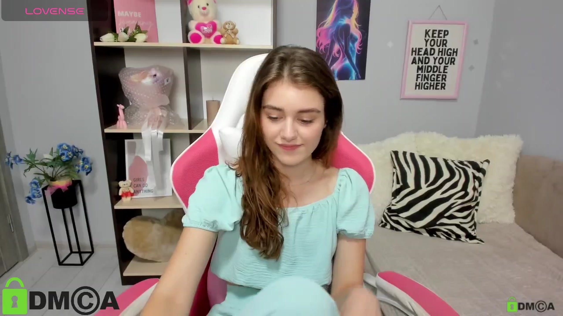 Gallery image thumbnail from TracySpark's myfreecams stream on, 08/12/2025, 11:57 image 18 of 20