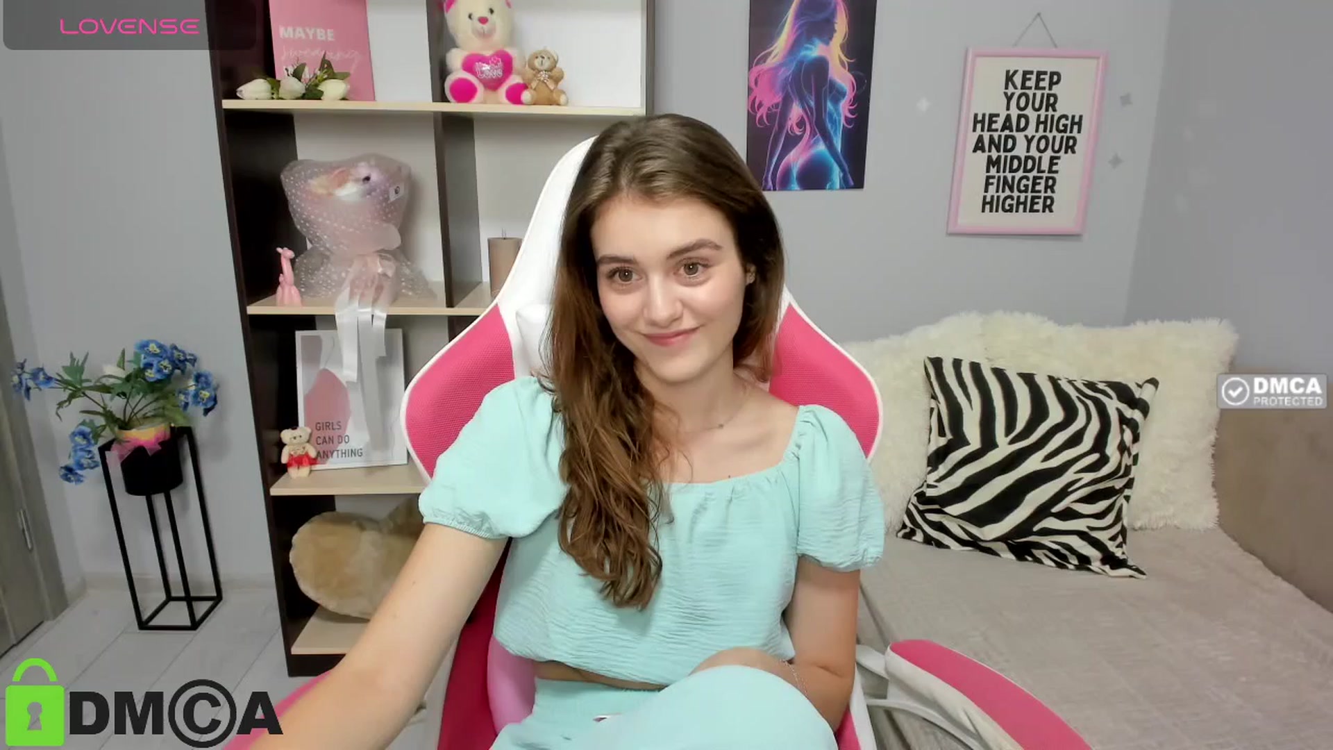 Gallery image thumbnail from TracySpark's myfreecams stream on, 08/12/2025, 11:57 image 17 of 20