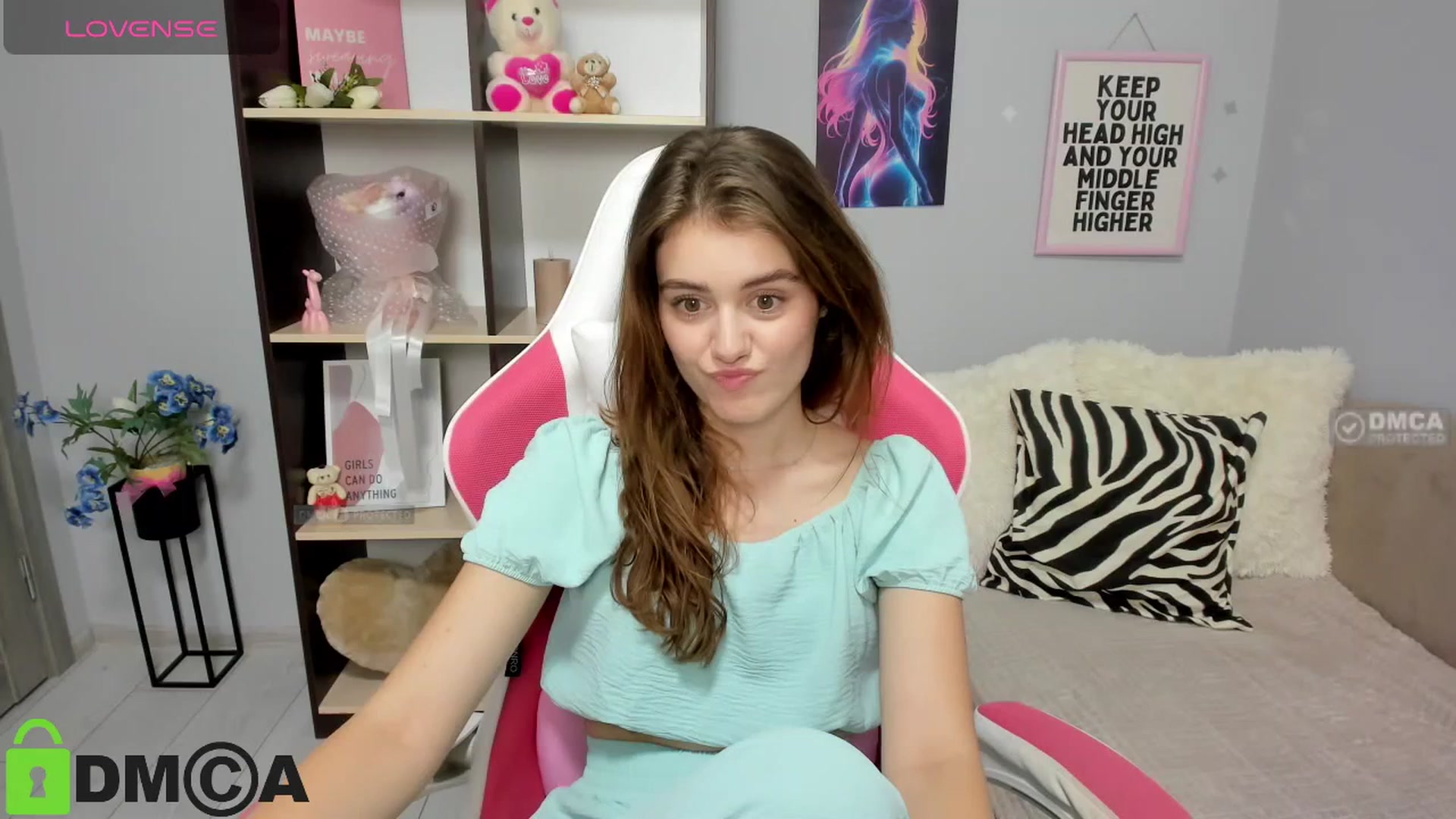 Gallery image thumbnail from TracySpark's myfreecams stream on, 08/12/2025, 11:57 image 19 of 20