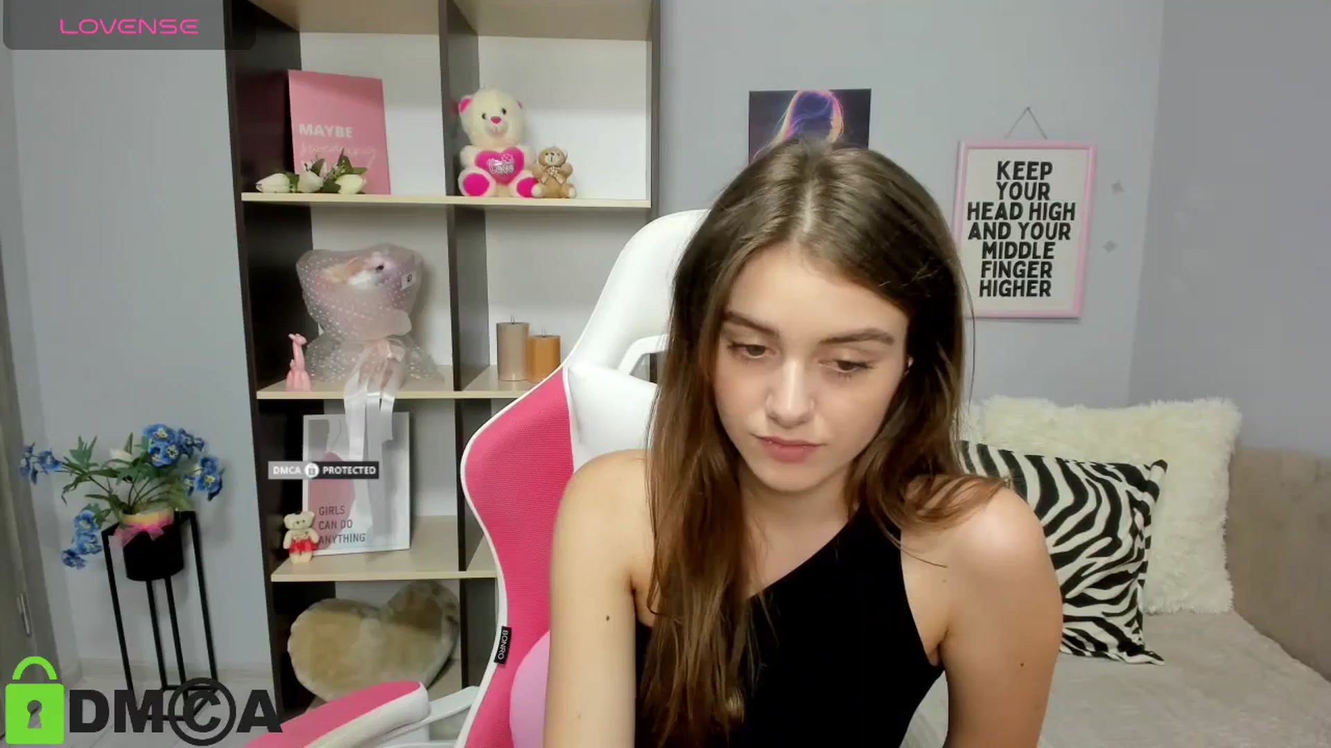 Gallery image thumbnail from TracySpark's myfreecams stream on, 08/13/2025, 10:11 image 14 of 20