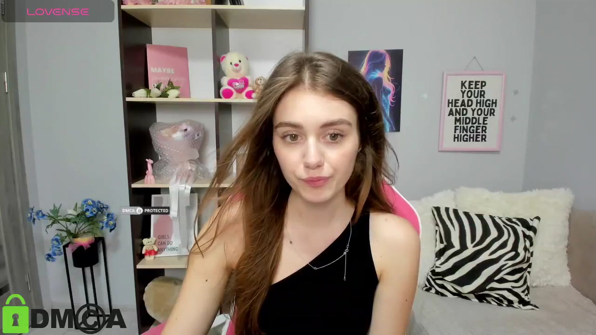 Gallery image thumbnail from TracySpark's myfreecams stream on, 08/13/2025, 11:43 image 5 of 20