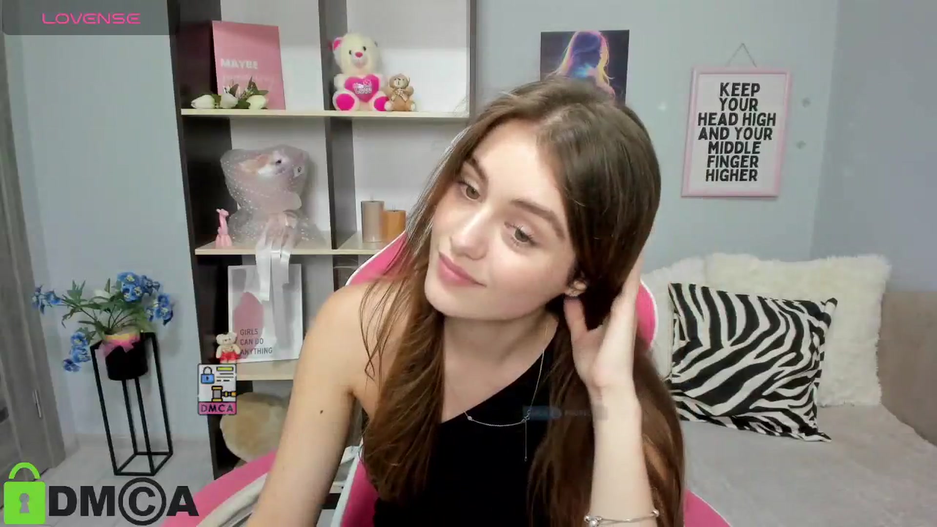 Gallery image thumbnail from TracySpark's myfreecams stream on, 08/13/2025, 11:43 image 10 of 20