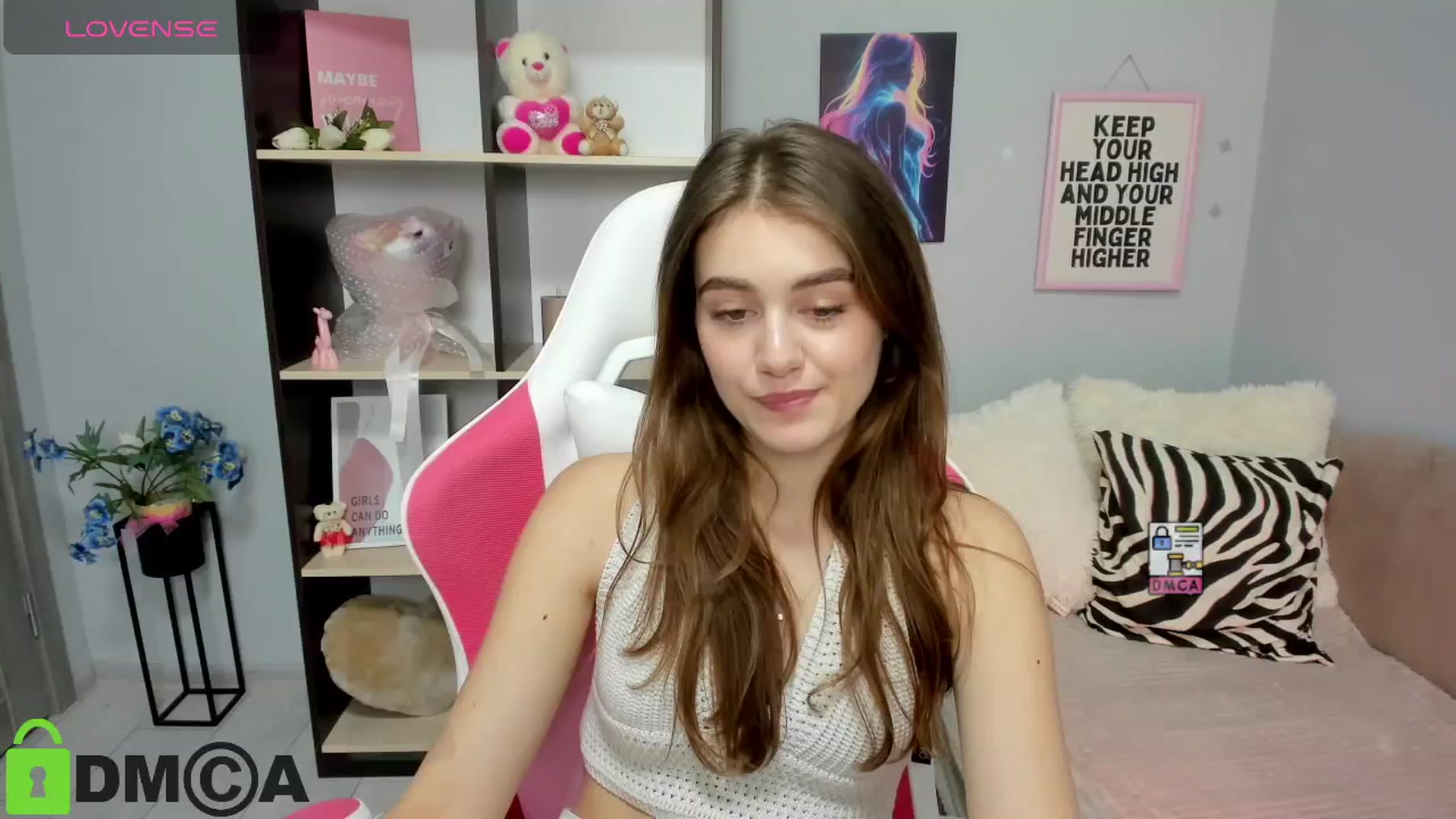 Gallery image thumbnail from TracySpark's myfreecams stream on, 08/14/2025, 07:00 image 6 of 20
