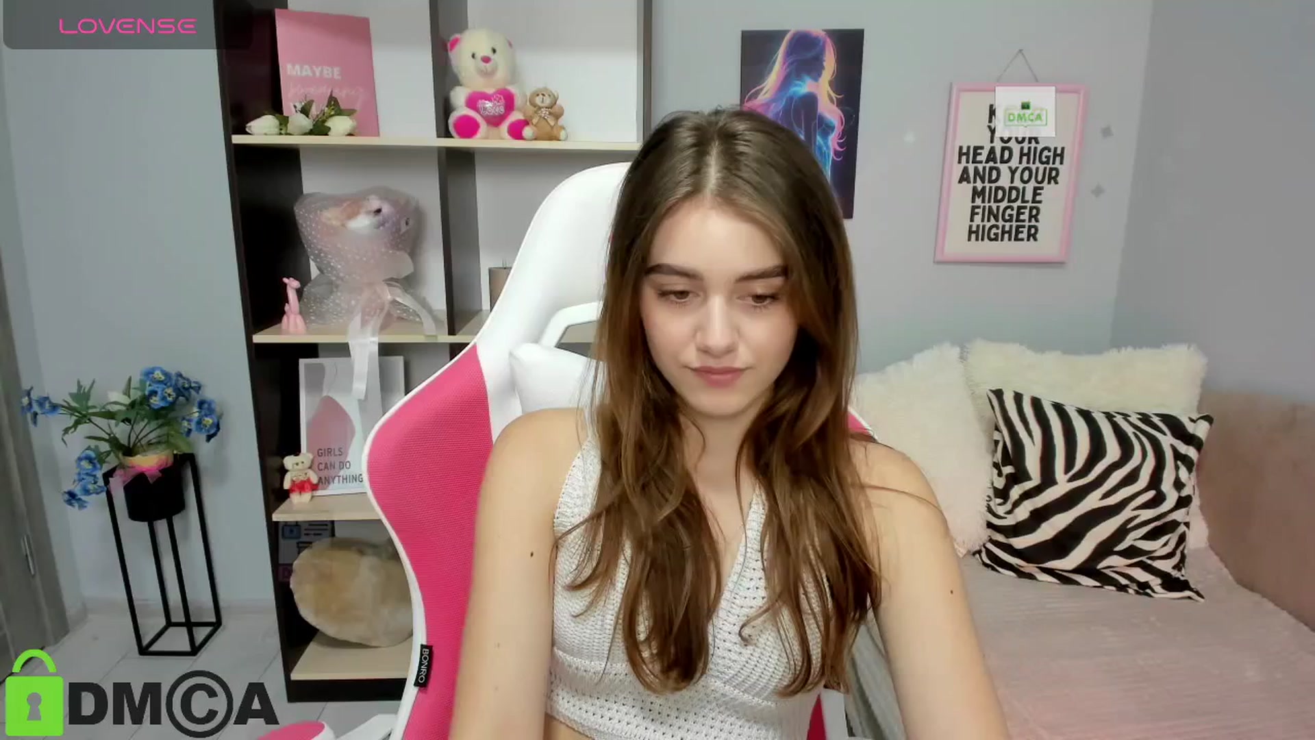 Gallery image thumbnail from TracySpark's myfreecams stream on, 08/14/2025, 07:00 image 5 of 20