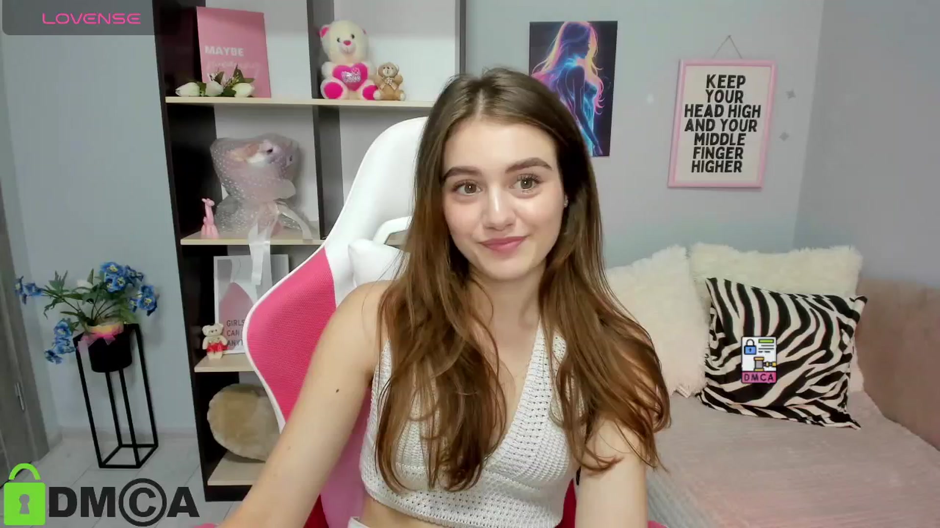 Gallery image thumbnail from TracySpark's myfreecams stream on, 08/14/2025, 07:00 image 14 of 20