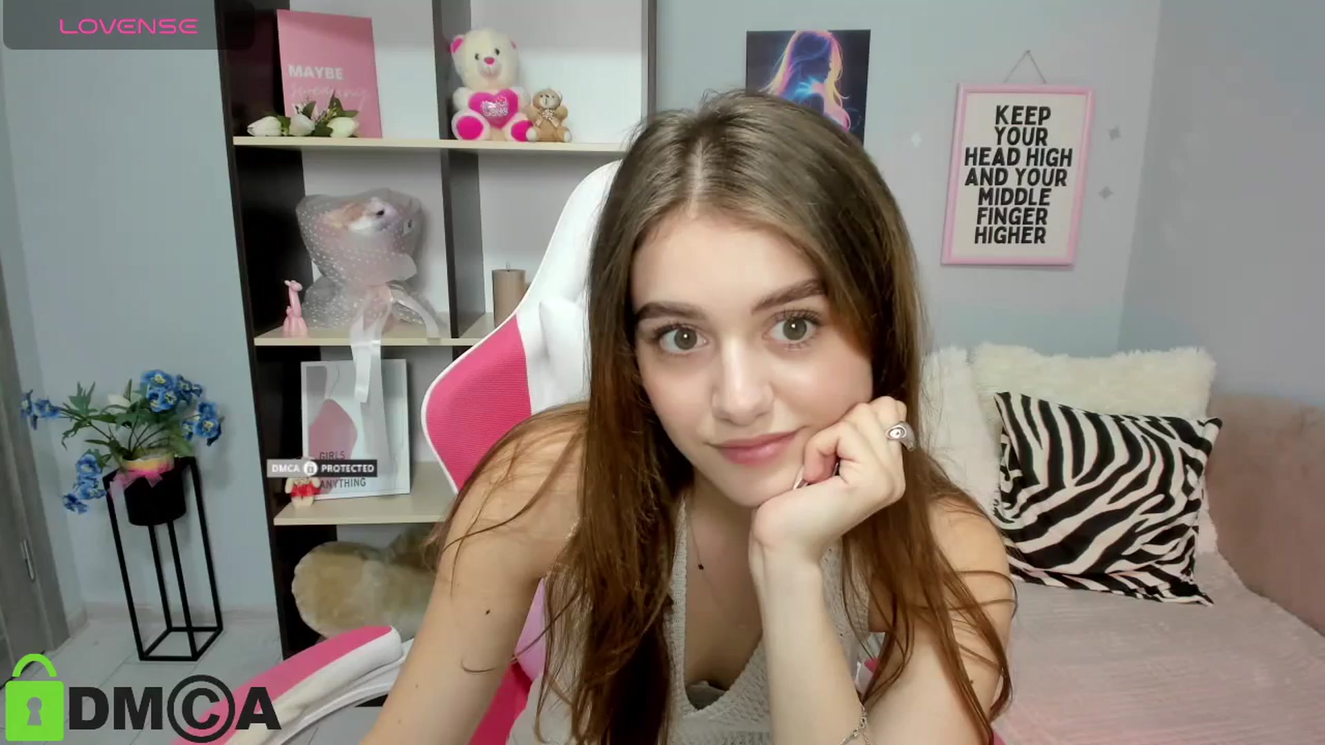 Gallery image thumbnail from TracySpark's myfreecams stream on, 08/14/2025, 08:06 image 19 of 20