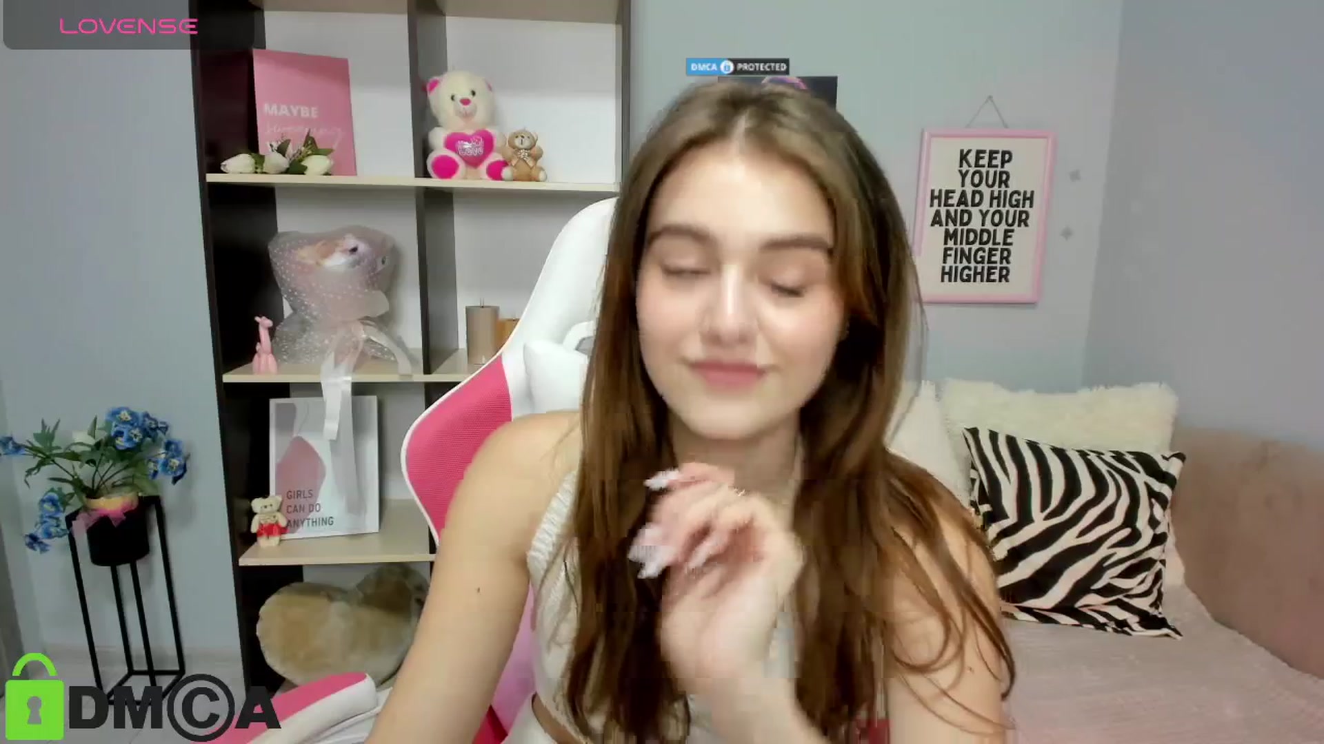 Gallery image thumbnail from TracySpark's myfreecams stream on, 08/14/2025, 08:44 image 6 of 20