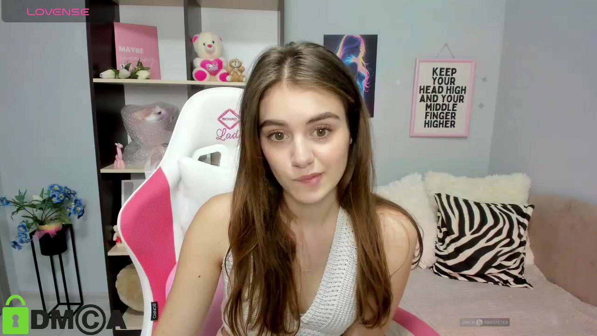 Gallery image thumbnail from TracySpark's myfreecams stream on, 08/14/2025, 08:44 image 10 of 20