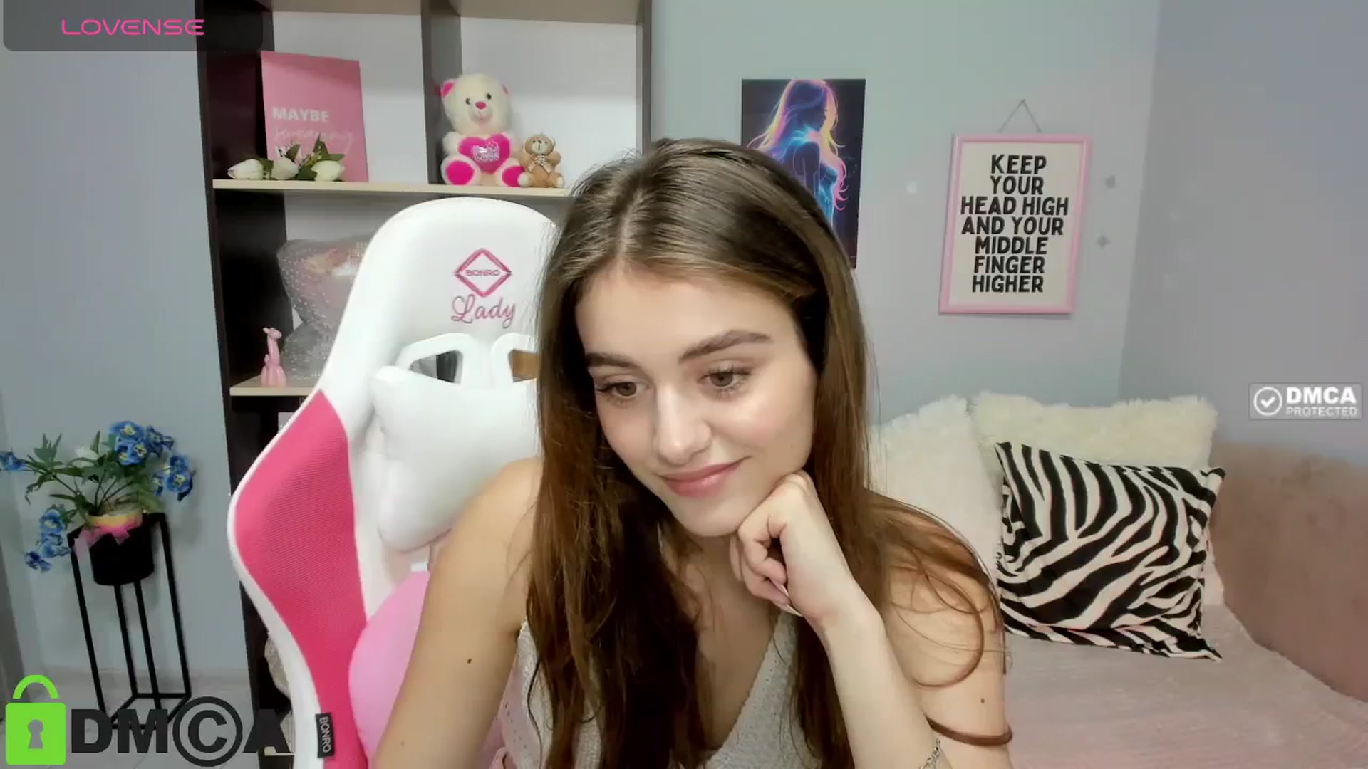 Gallery image thumbnail from TracySpark's myfreecams stream on, 08/14/2025, 08:44 image 12 of 20