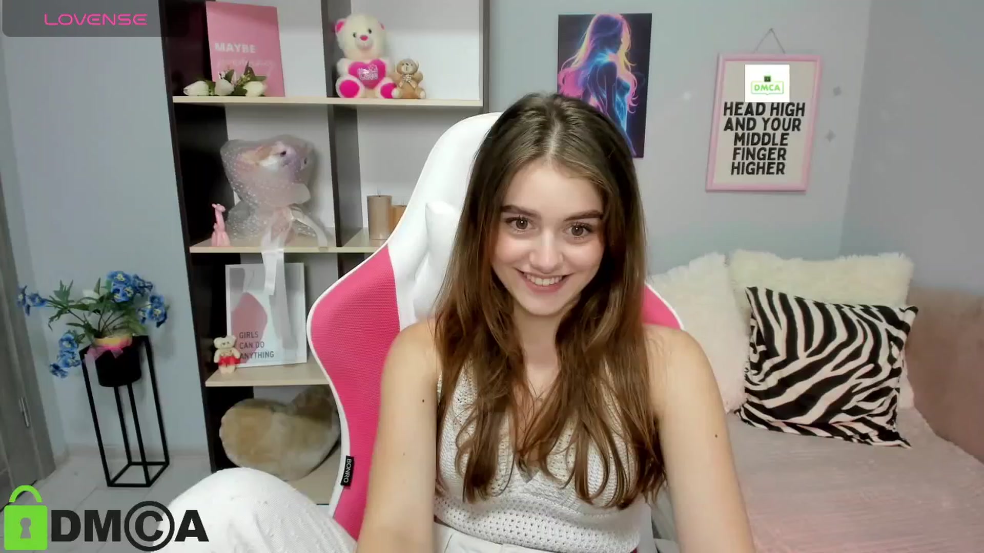 Gallery image thumbnail from TracySpark's myfreecams stream on, 08/14/2025, 10:11 image 4 of 20