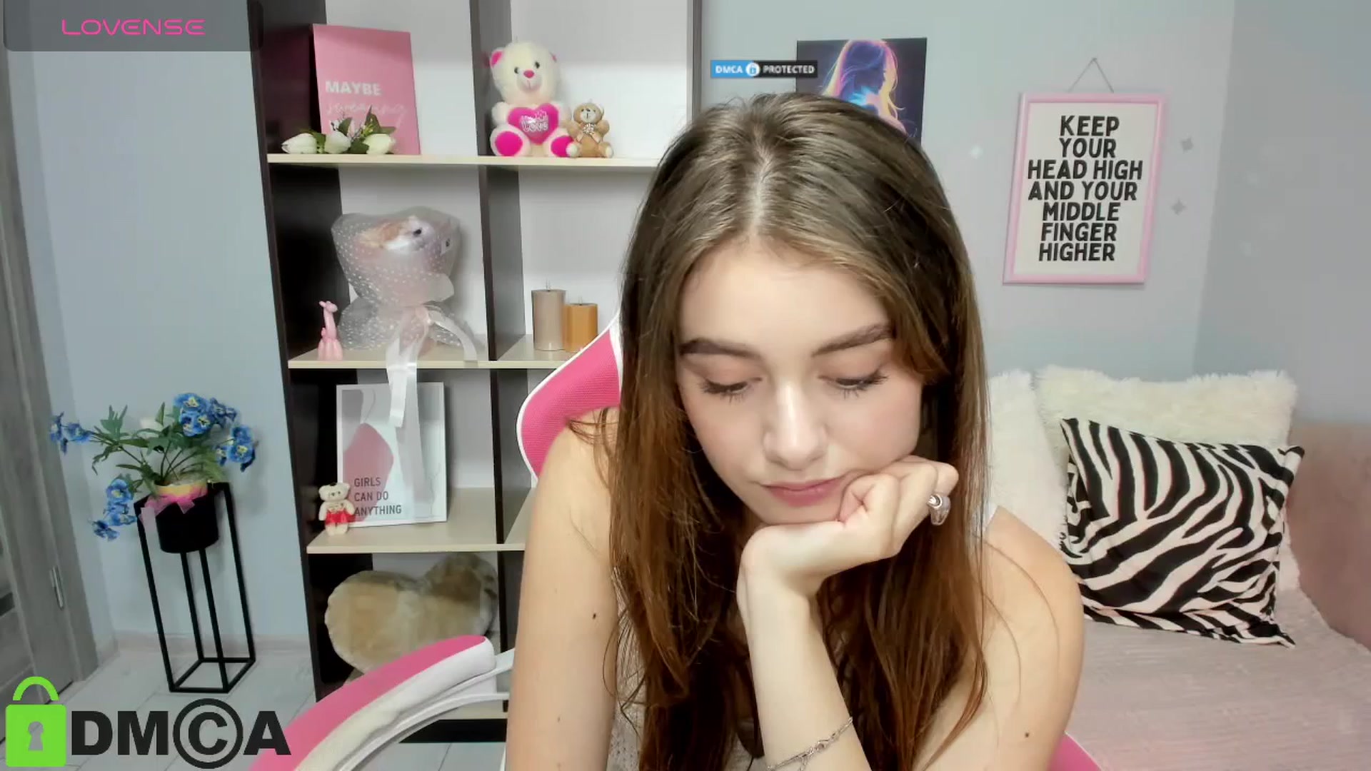 Gallery image thumbnail from TracySpark's myfreecams stream on, 08/14/2025, 10:11 image 16 of 20