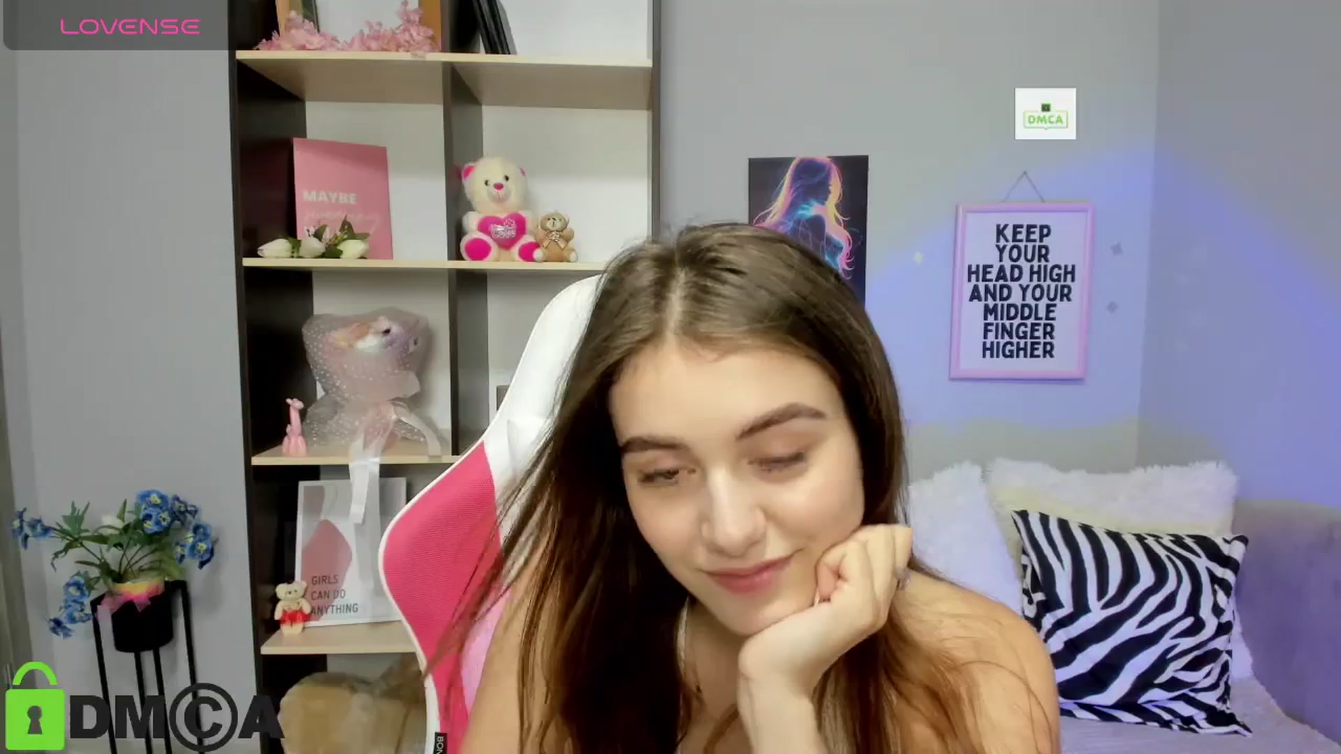 Gallery image thumbnail from TracySpark's myfreecams stream on, 08/14/2025, 12:04 image 18 of 20