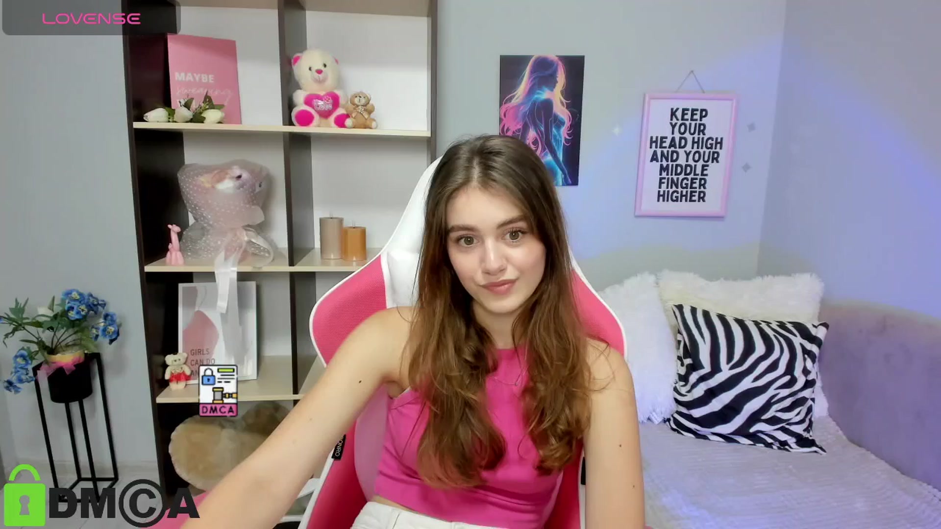 Gallery image thumbnail from TracySpark's myfreecams stream on, 08/15/2025, 04:33 image 18 of 20