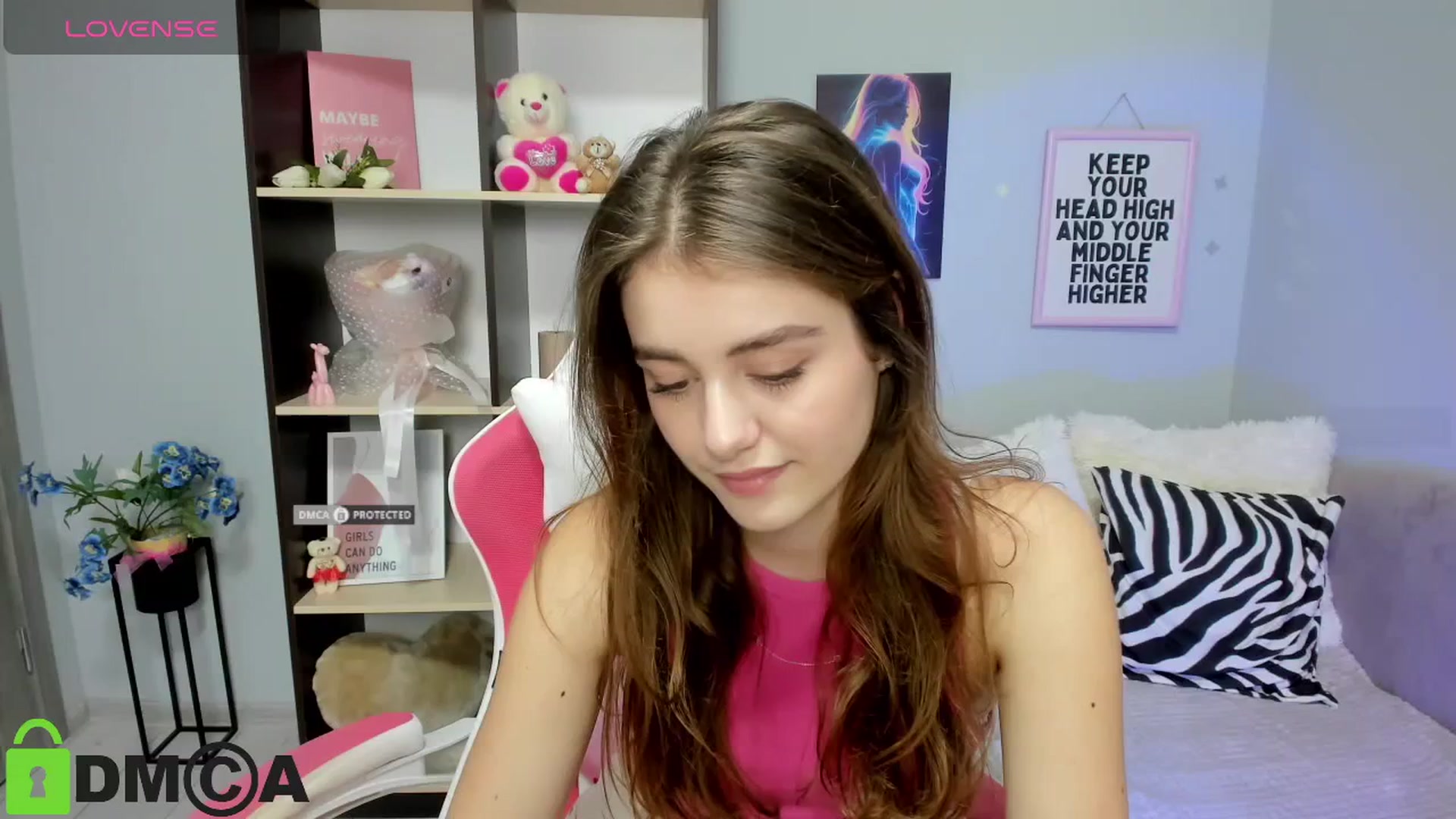 Gallery image thumbnail from TracySpark's myfreecams stream on, 08/15/2025, 08:55 image 13 of 20