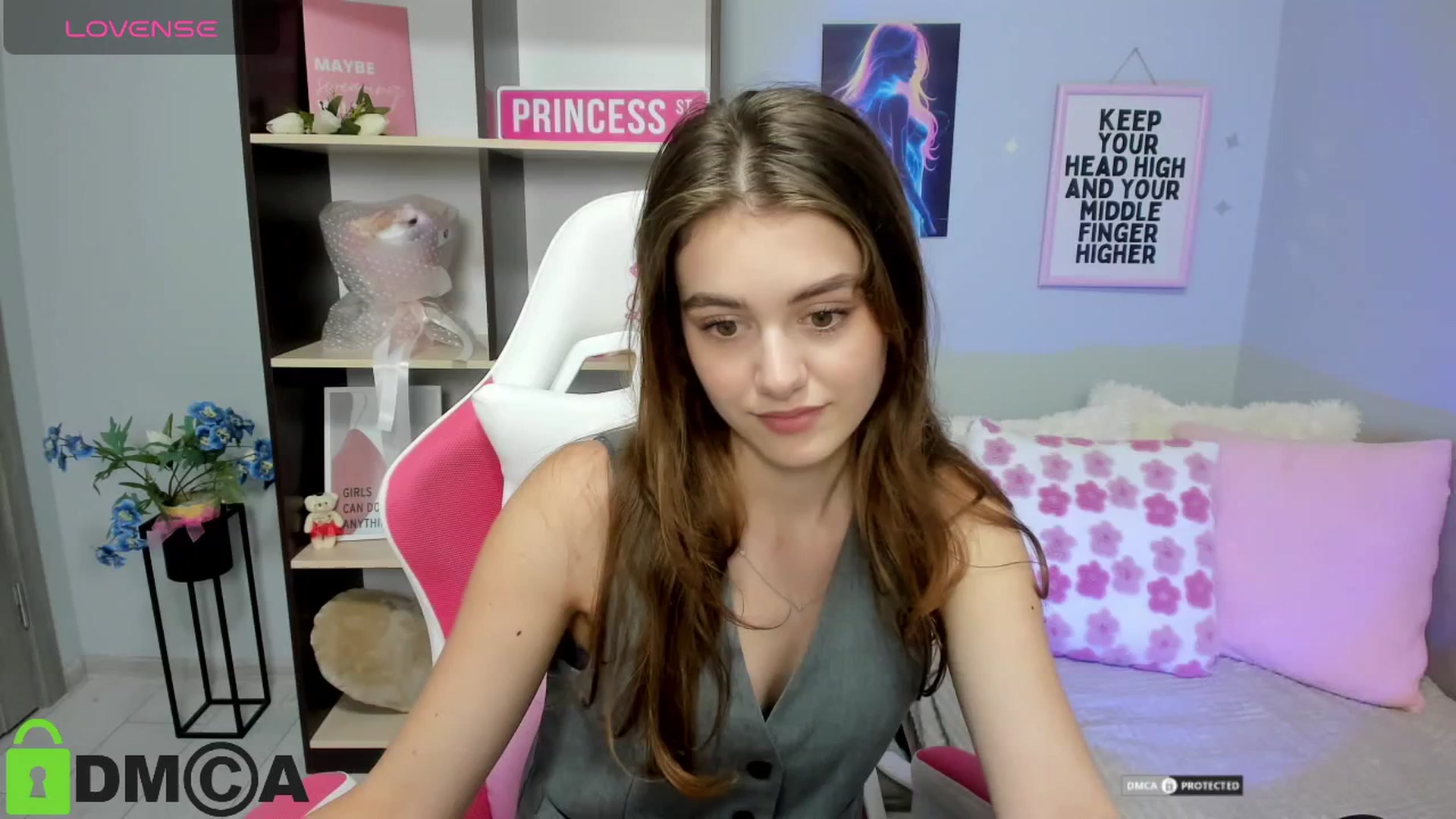 Gallery image thumbnail from TracySpark's myfreecams stream on, 08/16/2025, 09:10 image 11 of 20