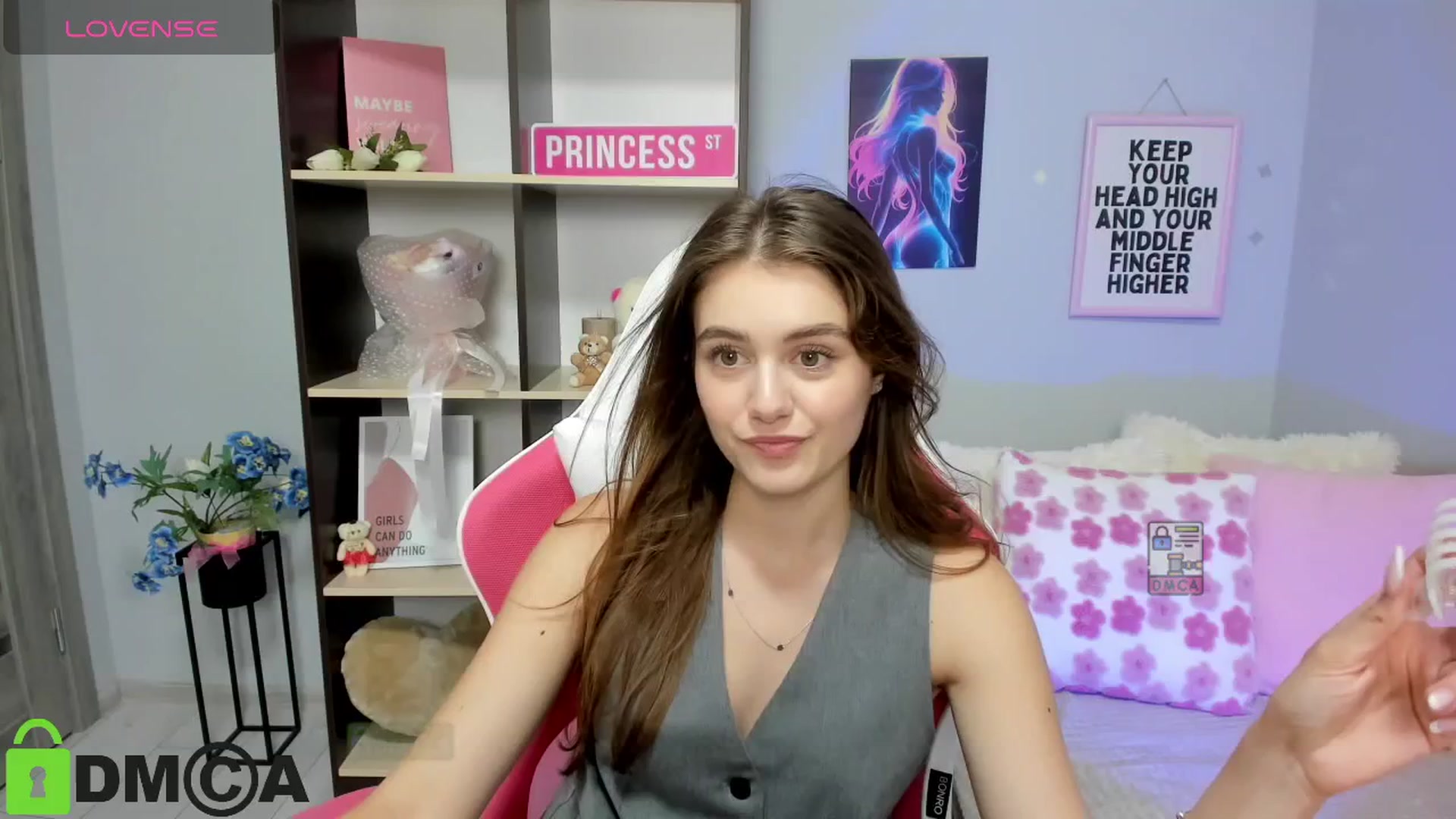 Gallery image thumbnail from TracySpark's myfreecams stream on, 08/16/2025, 10:22 image 8 of 20