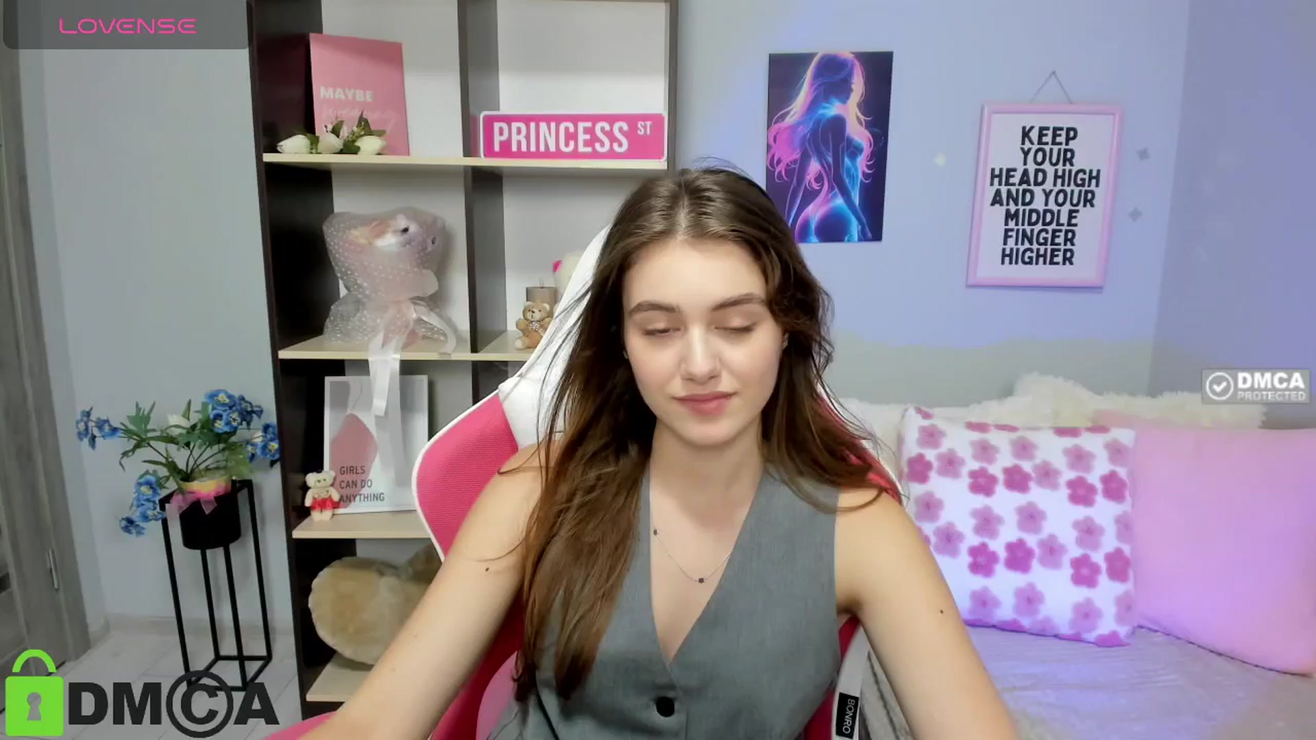 Gallery image thumbnail from TracySpark's myfreecams stream on, 08/16/2025, 10:22 image 10 of 20