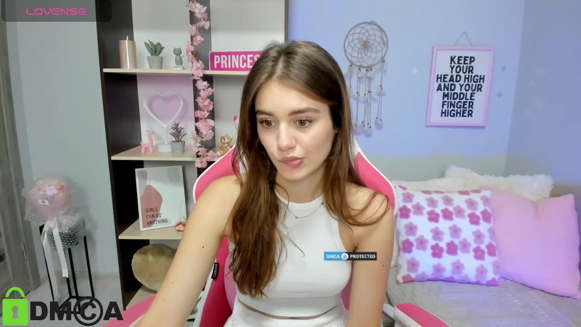 Gallery image thumbnail from TracySpark's myfreecams stream on, 08/17/2025, 07:57 image 15 of 20