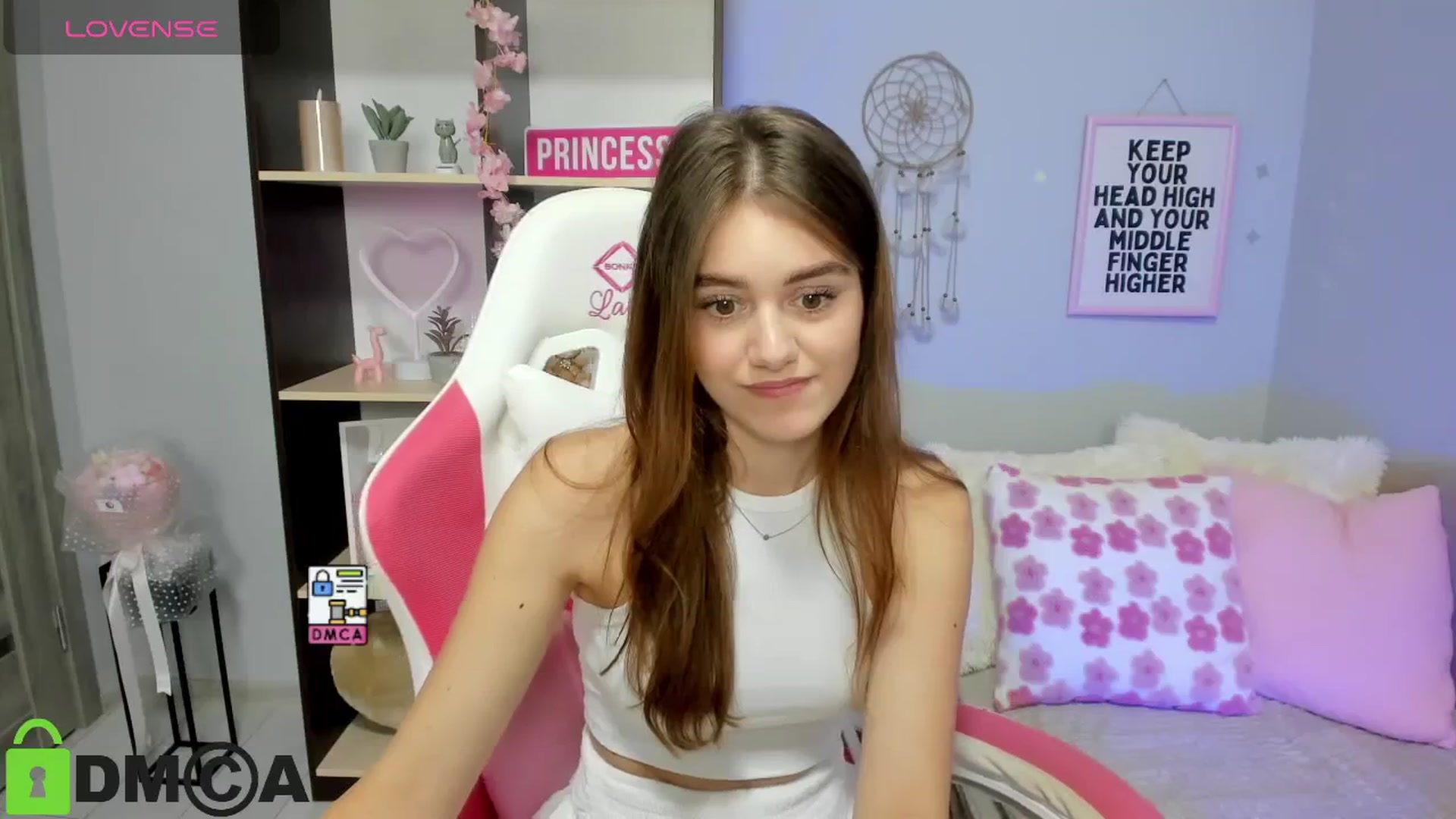 Gallery image thumbnail from TracySpark's myfreecams stream on, 08/17/2025, 07:57 image 19 of 20