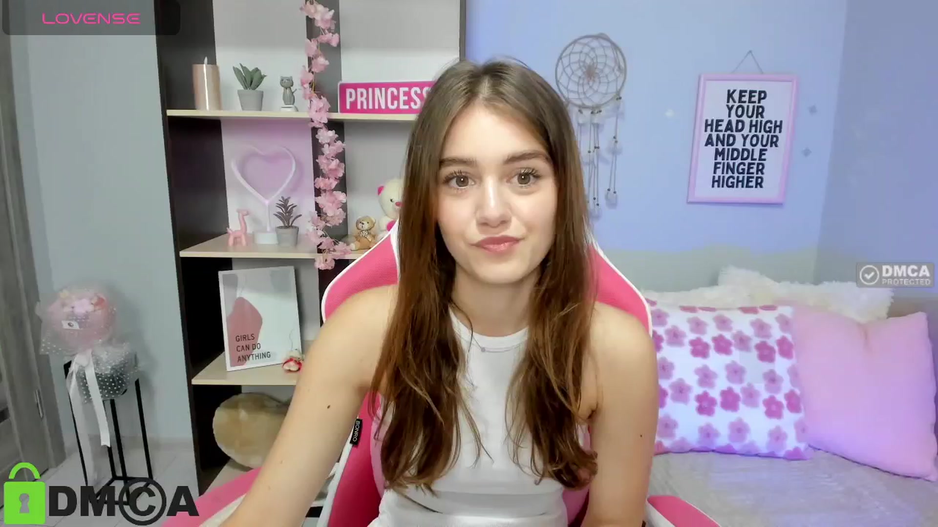 Gallery image thumbnail from TracySpark's myfreecams stream on, 08/17/2025, 07:57 image 6 of 20