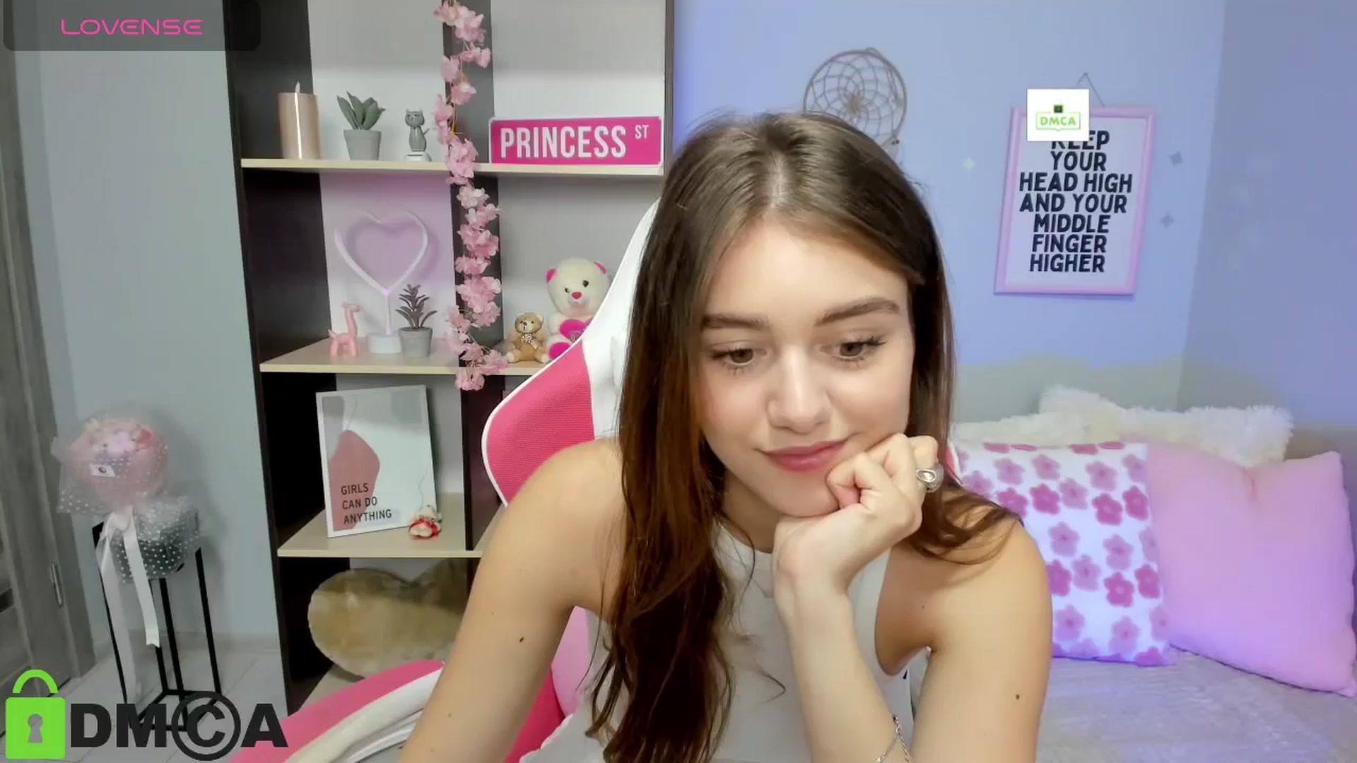 Gallery image thumbnail from TracySpark's myfreecams stream on, 08/17/2025, 07:57 image 14 of 20
