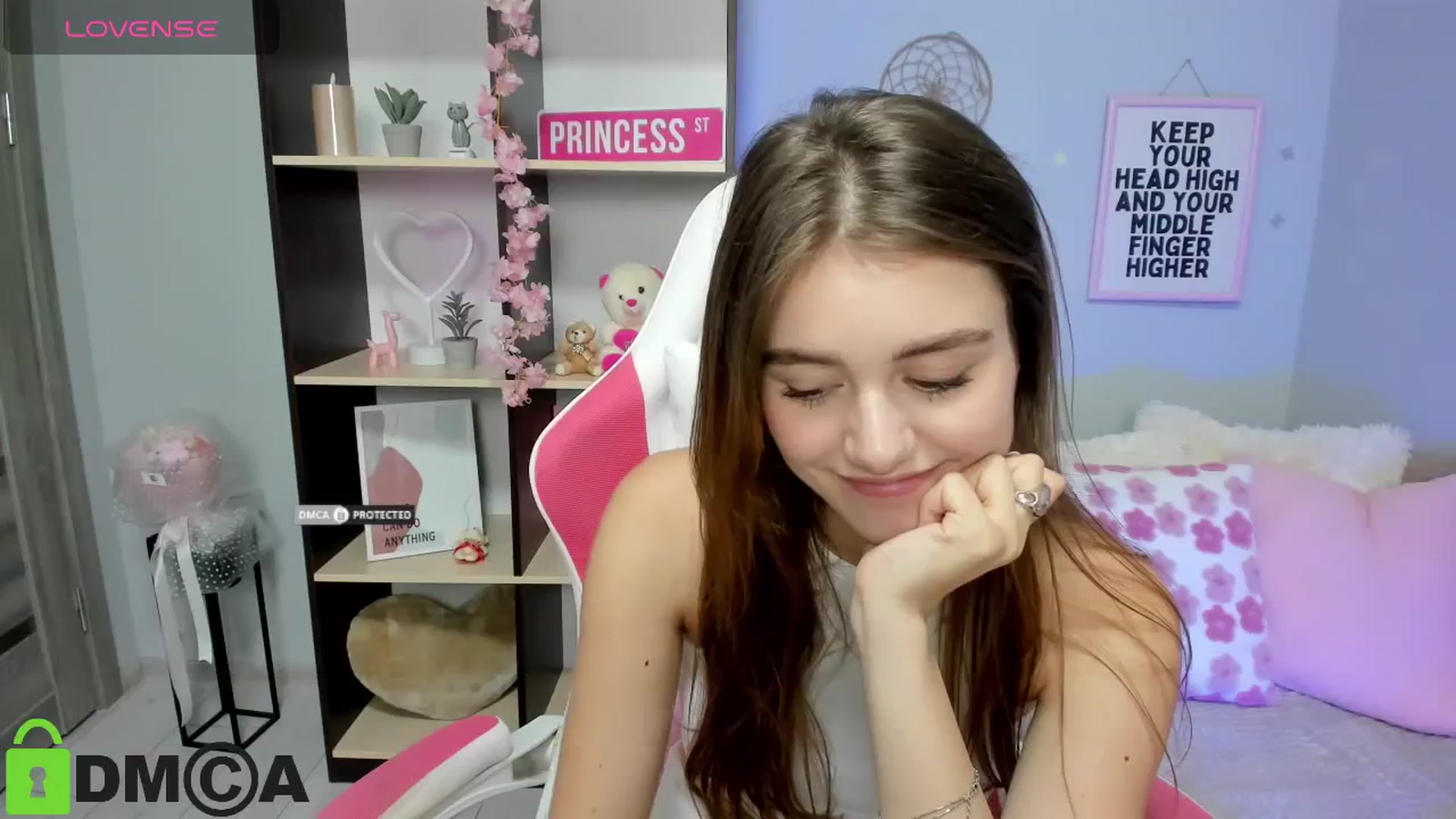 Gallery image thumbnail from TracySpark's myfreecams stream on, 08/17/2025, 10:01 image 13 of 20