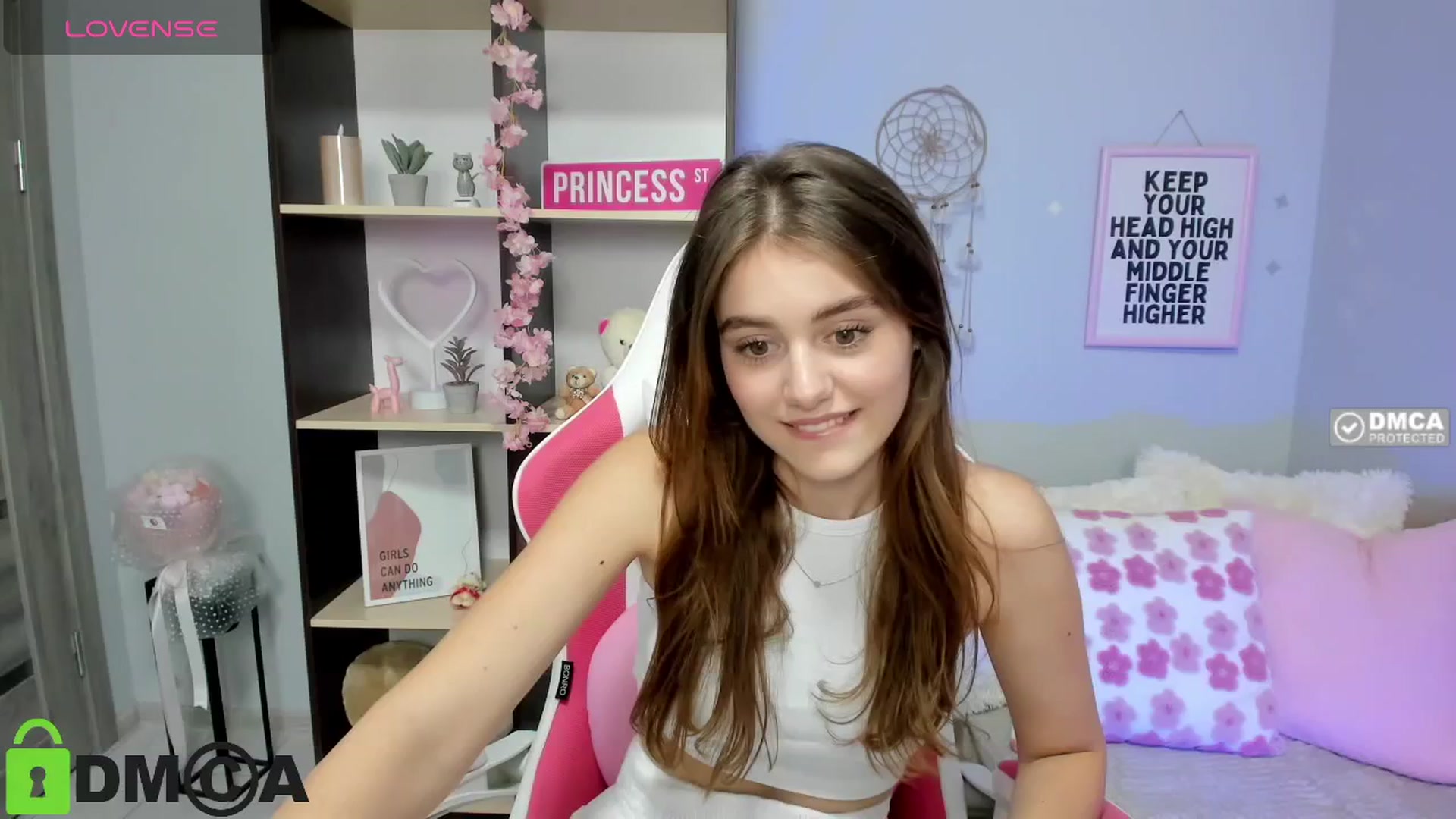 Gallery image thumbnail from TracySpark's myfreecams stream on, 08/17/2025, 11:11 image 4 of 20