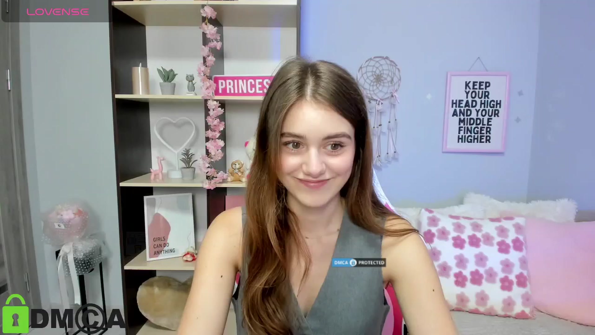 Gallery image thumbnail from TracySpark's myfreecams stream on, 08/19/2025, 08:01 image 16 of 20