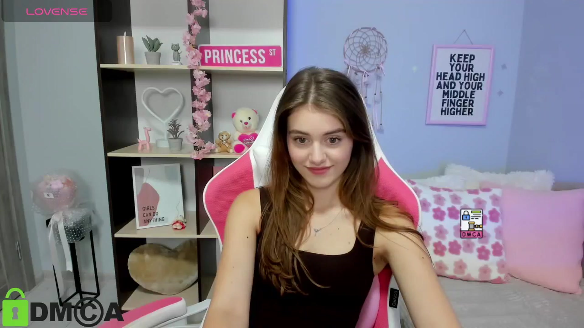 Gallery image thumbnail from TracySpark's myfreecams stream on, 08/20/2025, 08:43 image 17 of 20