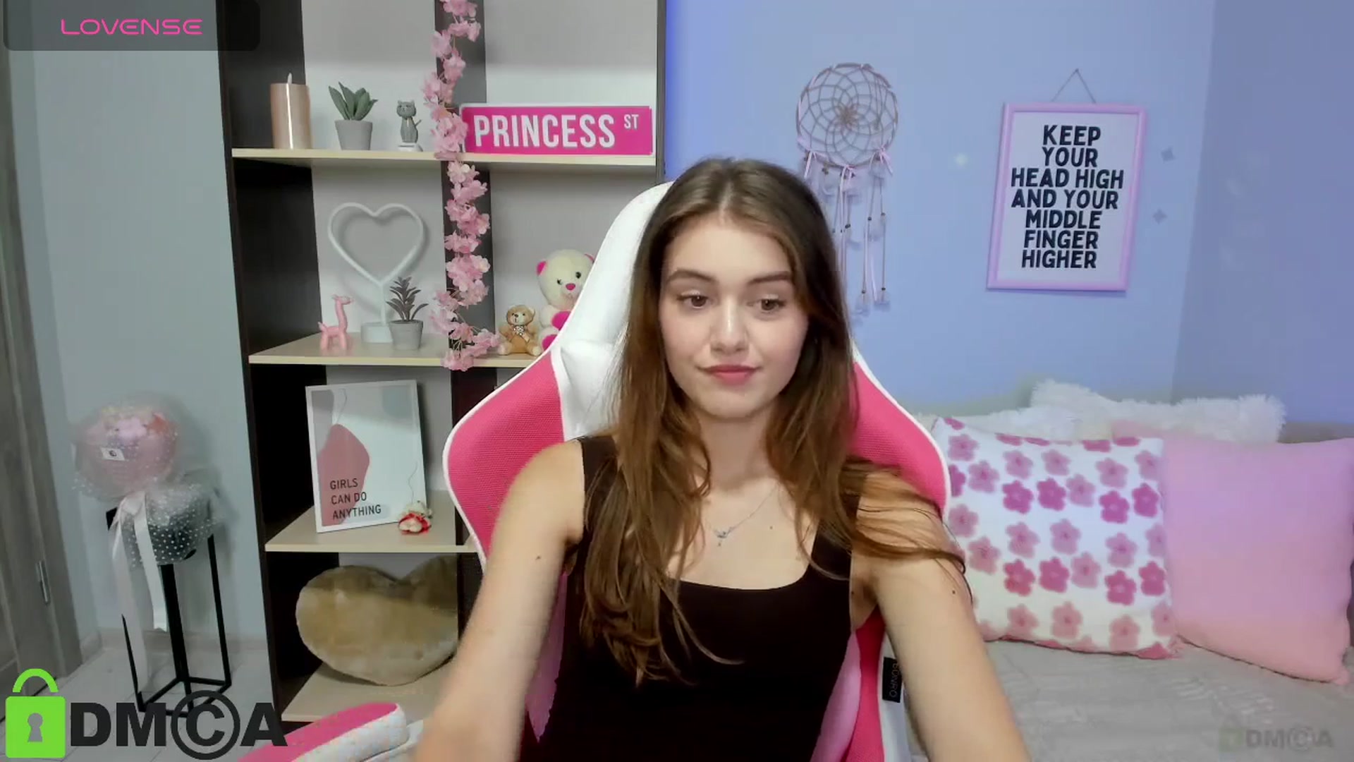 Gallery image thumbnail from TracySpark's myfreecams stream on, 08/20/2025, 08:43 image 18 of 20
