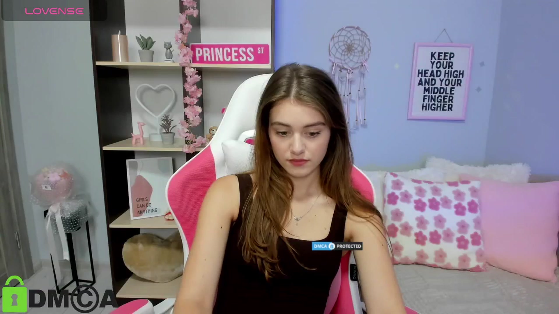 Gallery image thumbnail from TracySpark's myfreecams stream on, 08/20/2025, 08:43 image 16 of 20