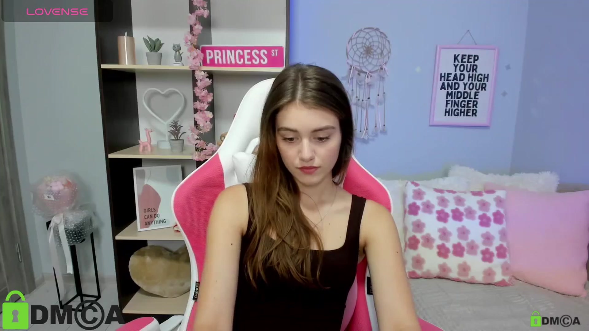 Gallery image thumbnail from TracySpark's myfreecams stream on, 08/20/2025, 08:43 image 12 of 20