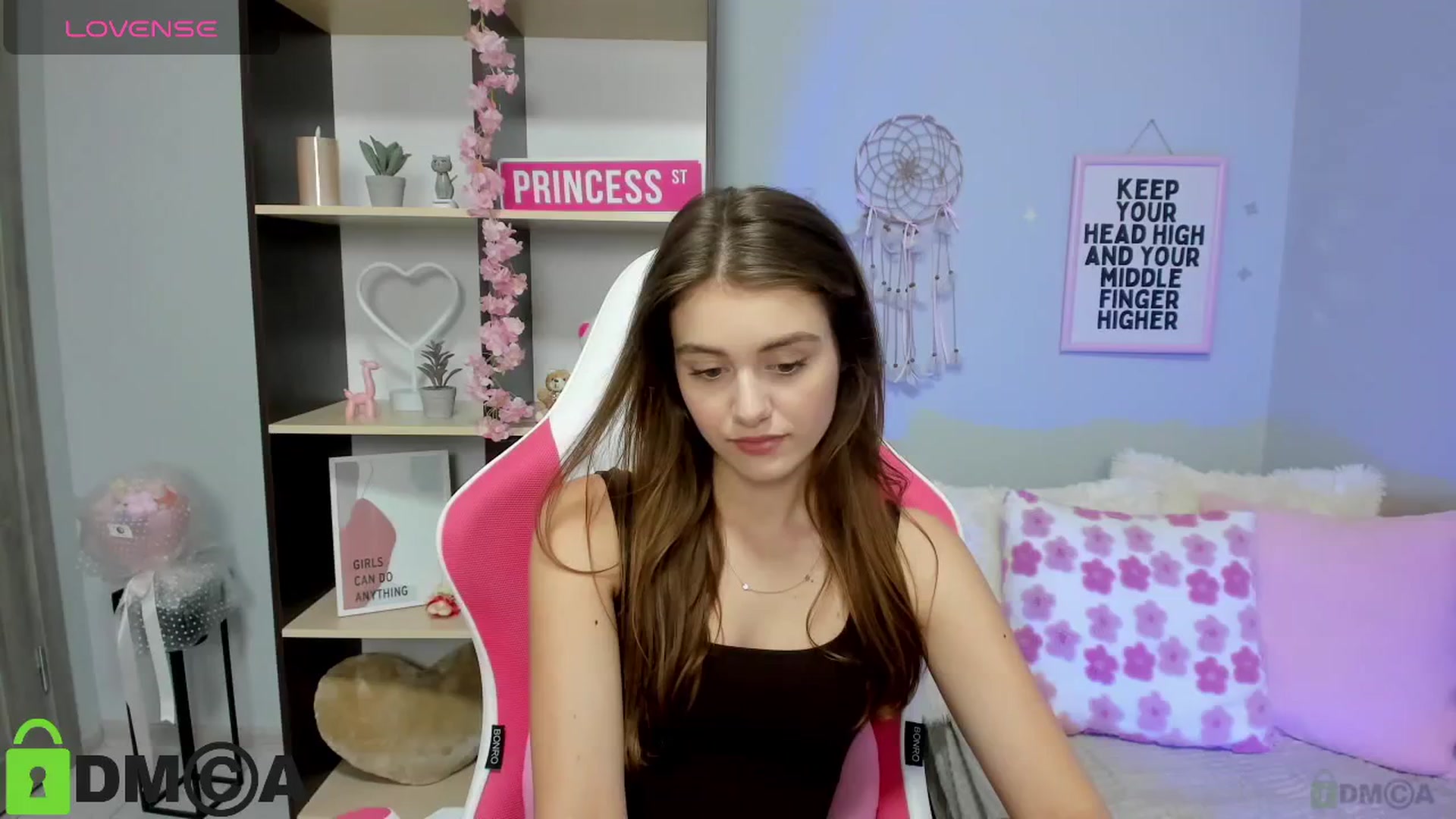 Gallery image thumbnail from TracySpark's myfreecams stream on, 08/20/2025, 11:44 image 7 of 20