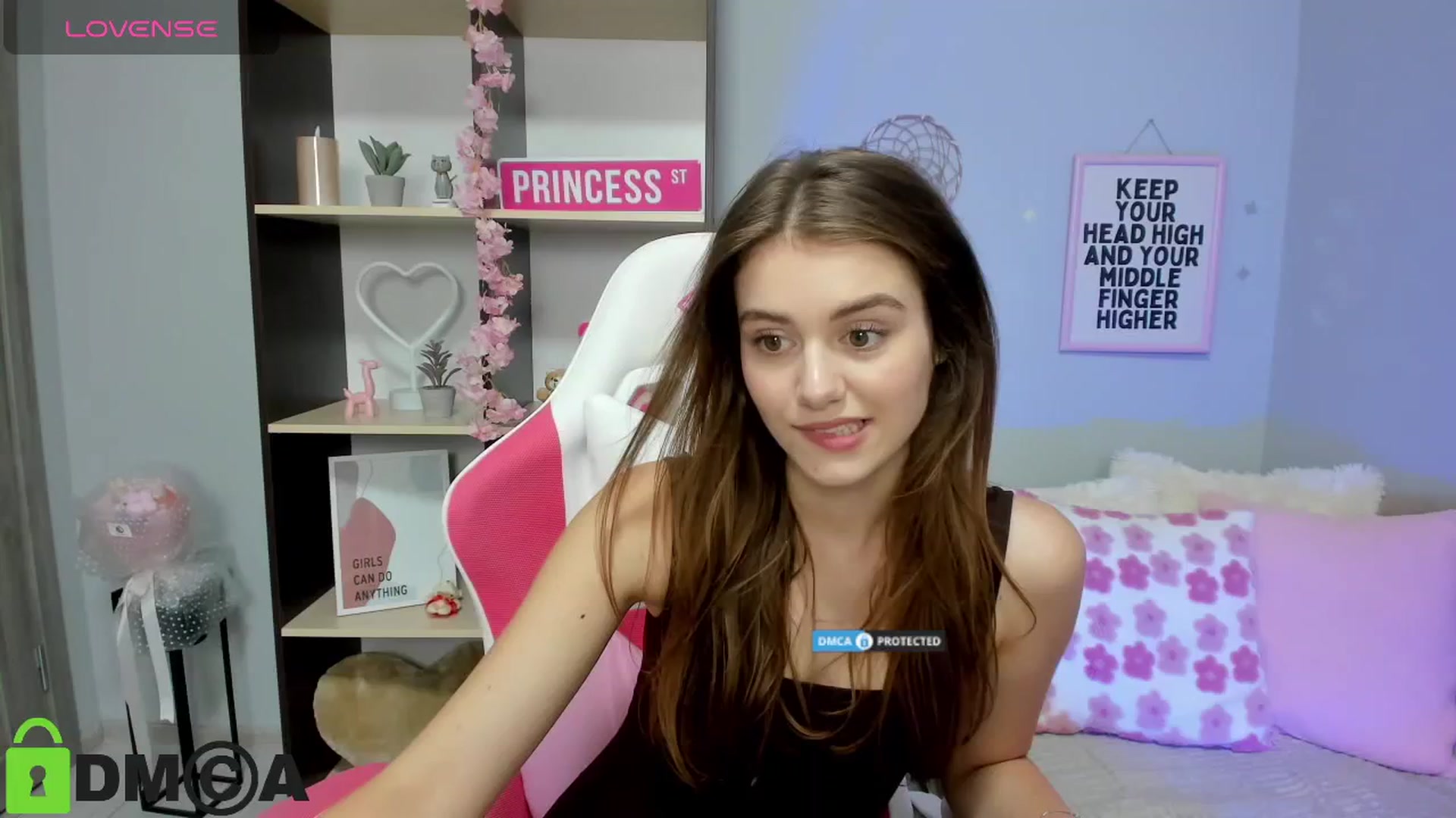 Gallery image thumbnail from TracySpark's myfreecams stream on, 08/20/2025, 11:44 image 1 of 20