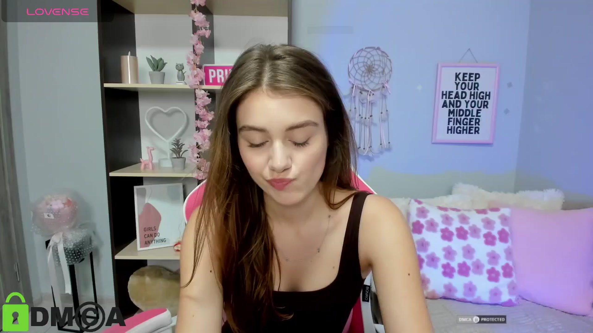 Gallery image thumbnail from TracySpark's myfreecams stream on, 08/20/2025, 11:44 image 3 of 20