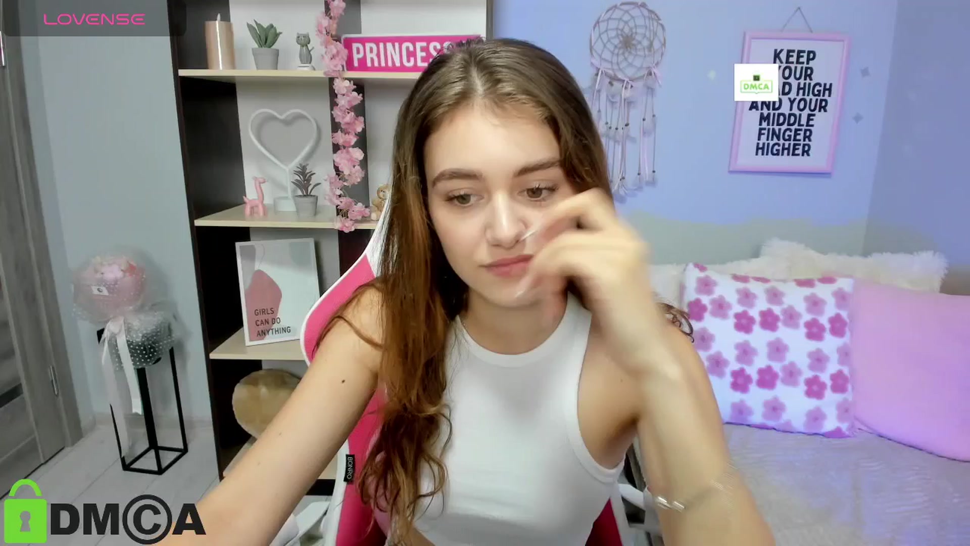 Gallery image thumbnail from TracySpark's myfreecams stream on, 08/22/2025, 09:16 image 17 of 20