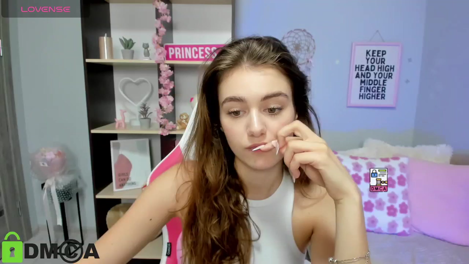 Gallery image thumbnail from TracySpark's myfreecams stream on, 08/22/2025, 10:44 image 17 of 20