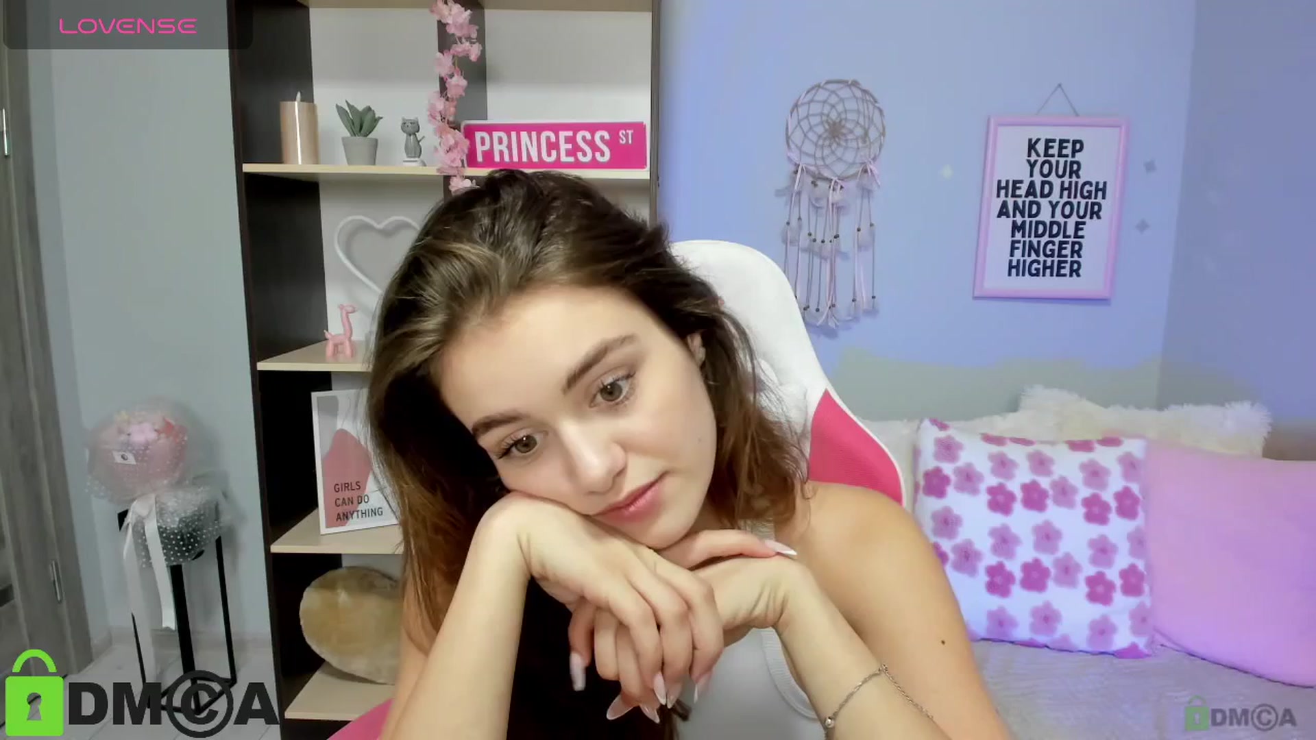 Gallery image thumbnail from TracySpark's myfreecams stream on, 08/22/2025, 10:44 image 18 of 20