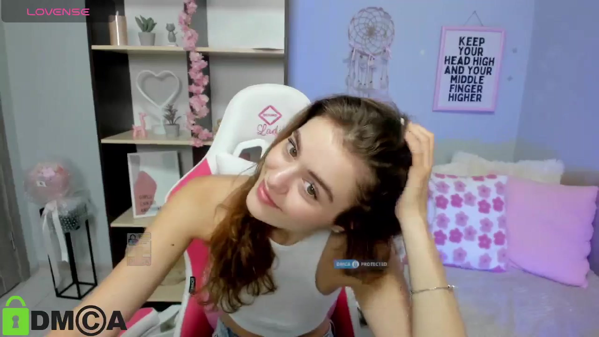 Gallery image thumbnail from TracySpark's myfreecams stream on, 08/22/2025, 11:46 image 16 of 20