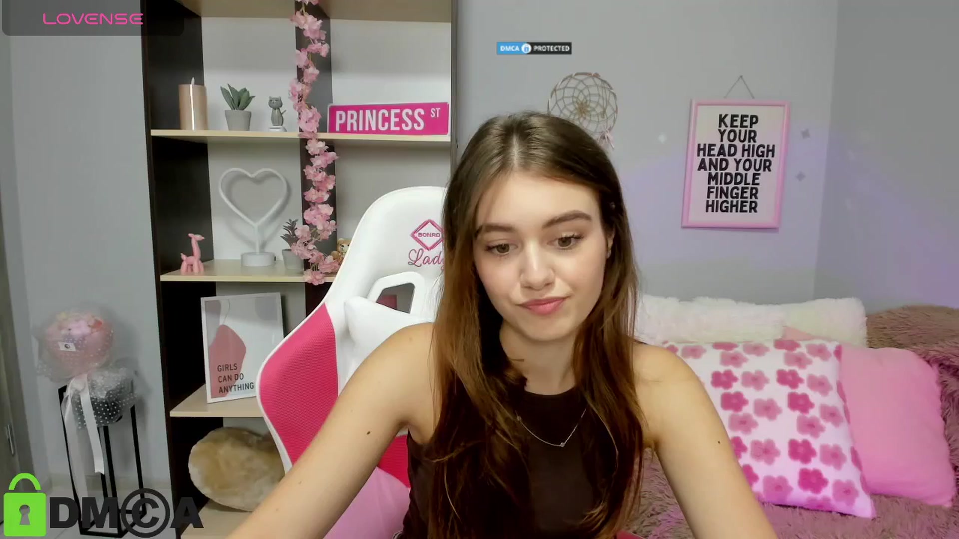 Gallery image thumbnail from TracySpark's myfreecams stream on, 08/24/2025, 07:30 image 15 of 20
