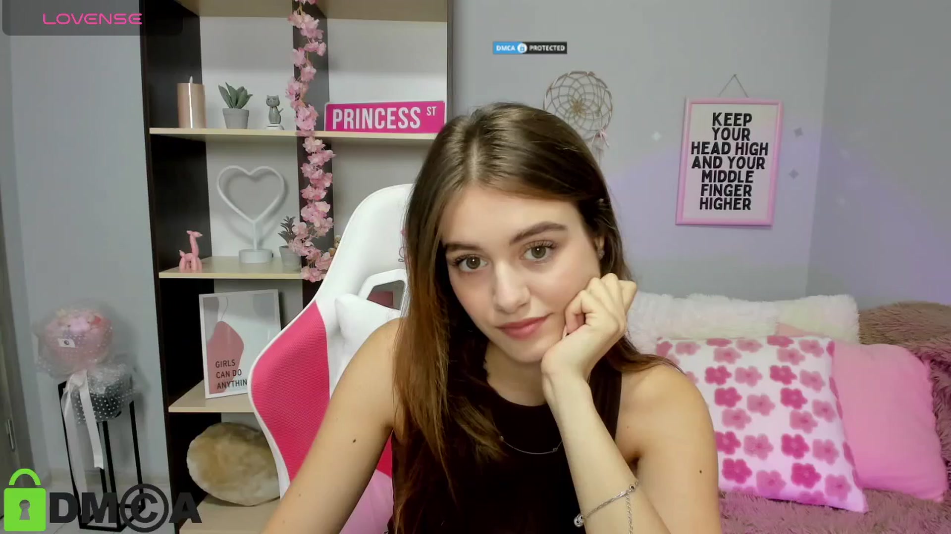 Gallery image thumbnail from TracySpark's myfreecams stream on, 08/24/2025, 07:30 image 6 of 20