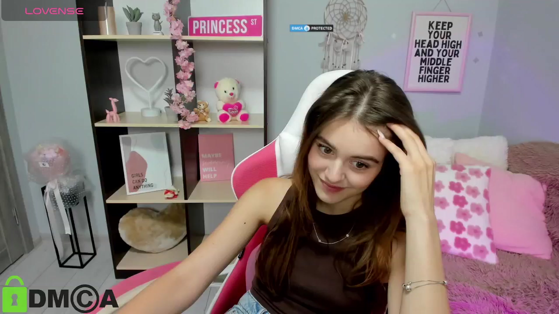Gallery image thumbnail from TracySpark's myfreecams stream on, 08/24/2025, 11:47 image 18 of 20