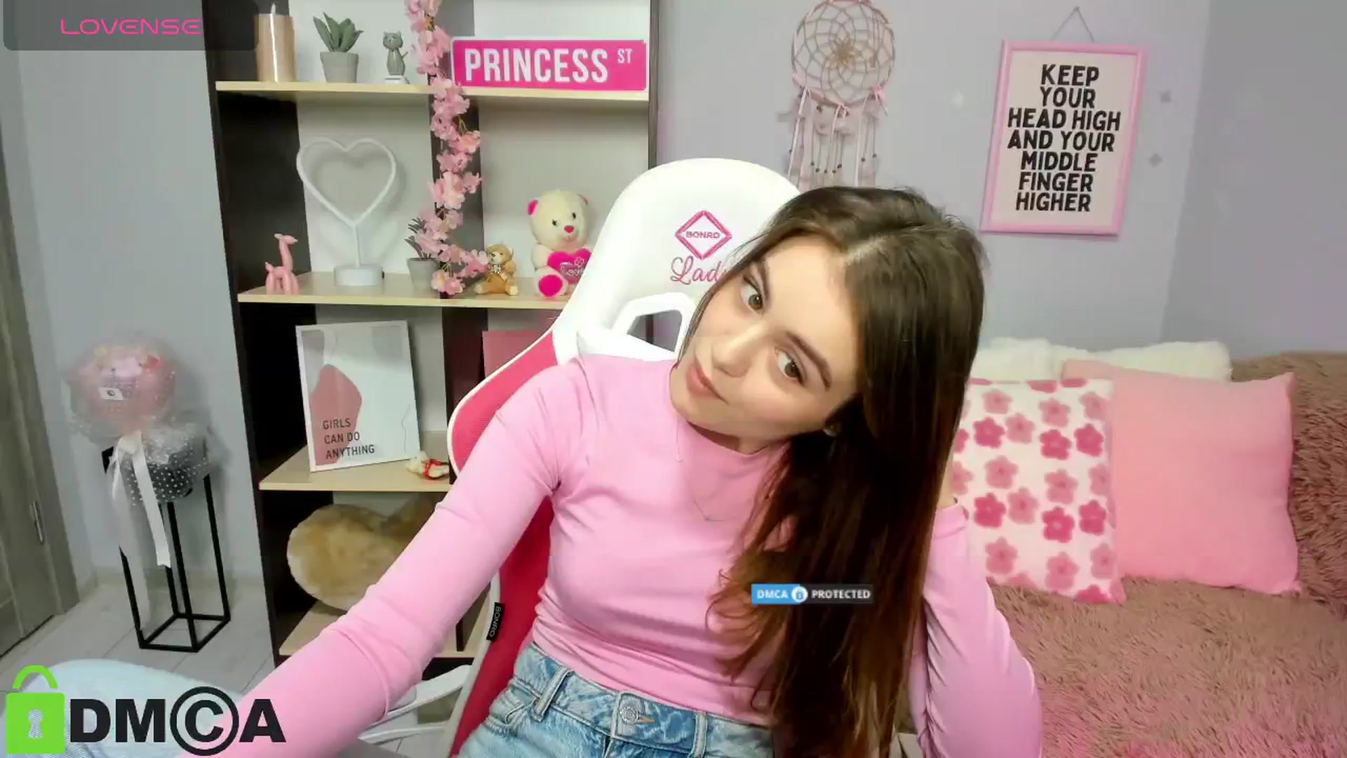 Gallery image thumbnail from TracySpark's myfreecams stream on, 08/28/2025, 09:06 image 13 of 20