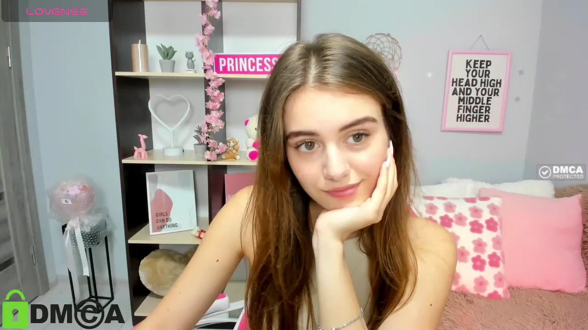 Gallery image thumbnail from TracySpark's myfreecams stream on, 08/31/2025, 10:53 image 15 of 20