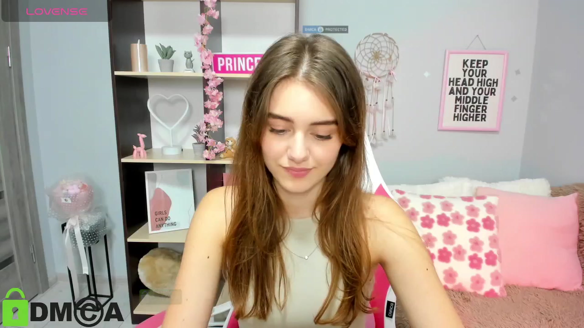 Gallery image thumbnail from TracySpark's myfreecams stream on, 08/31/2025, 10:53 image 14 of 20