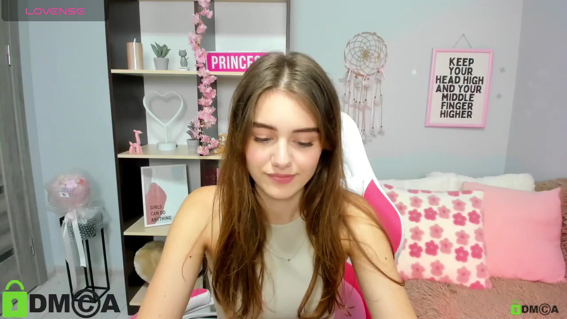 Gallery image thumbnail from TracySpark's myfreecams stream on, 08/31/2025, 10:53 image 13 of 20